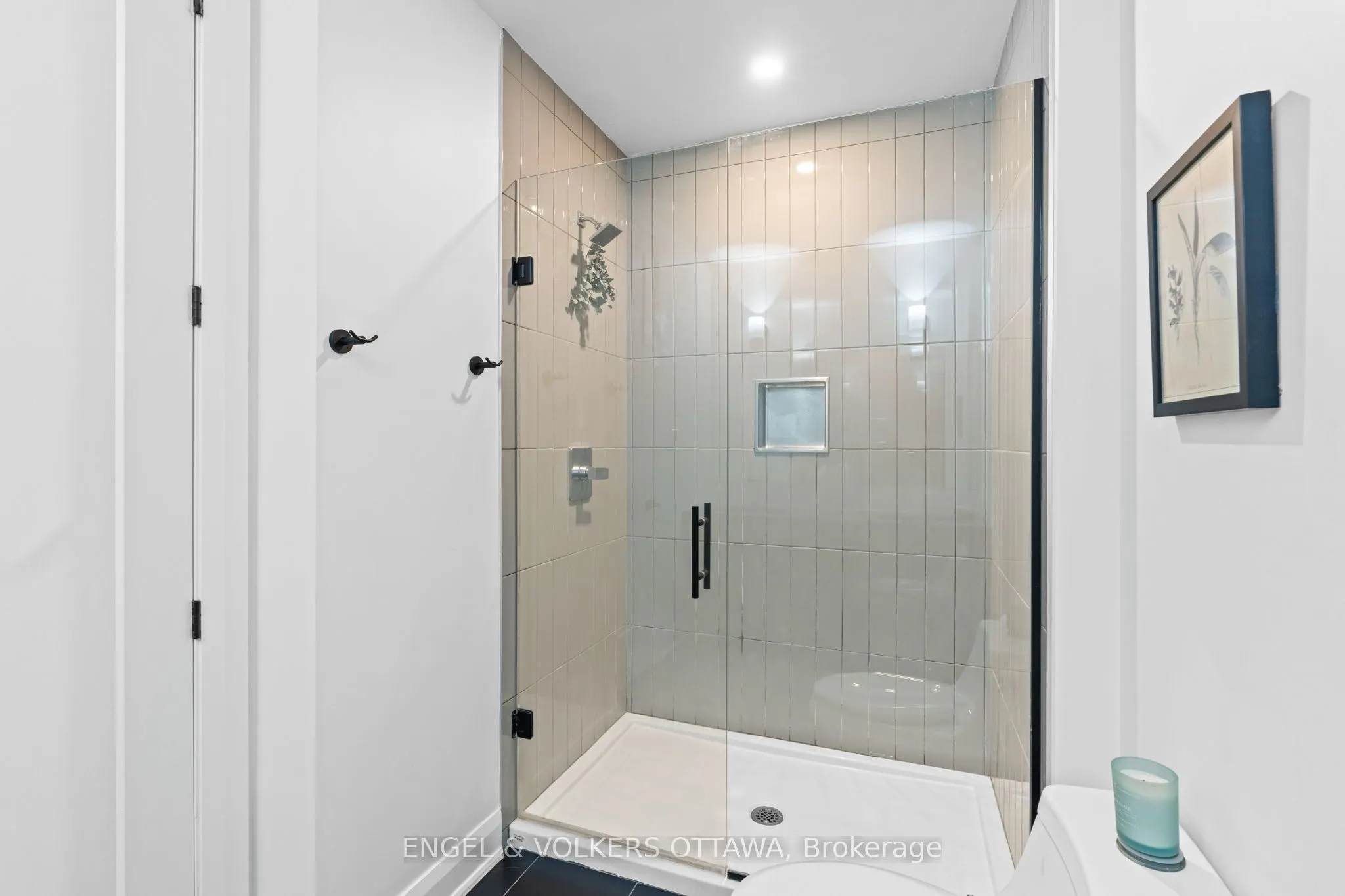 100 Cortile Private #301
