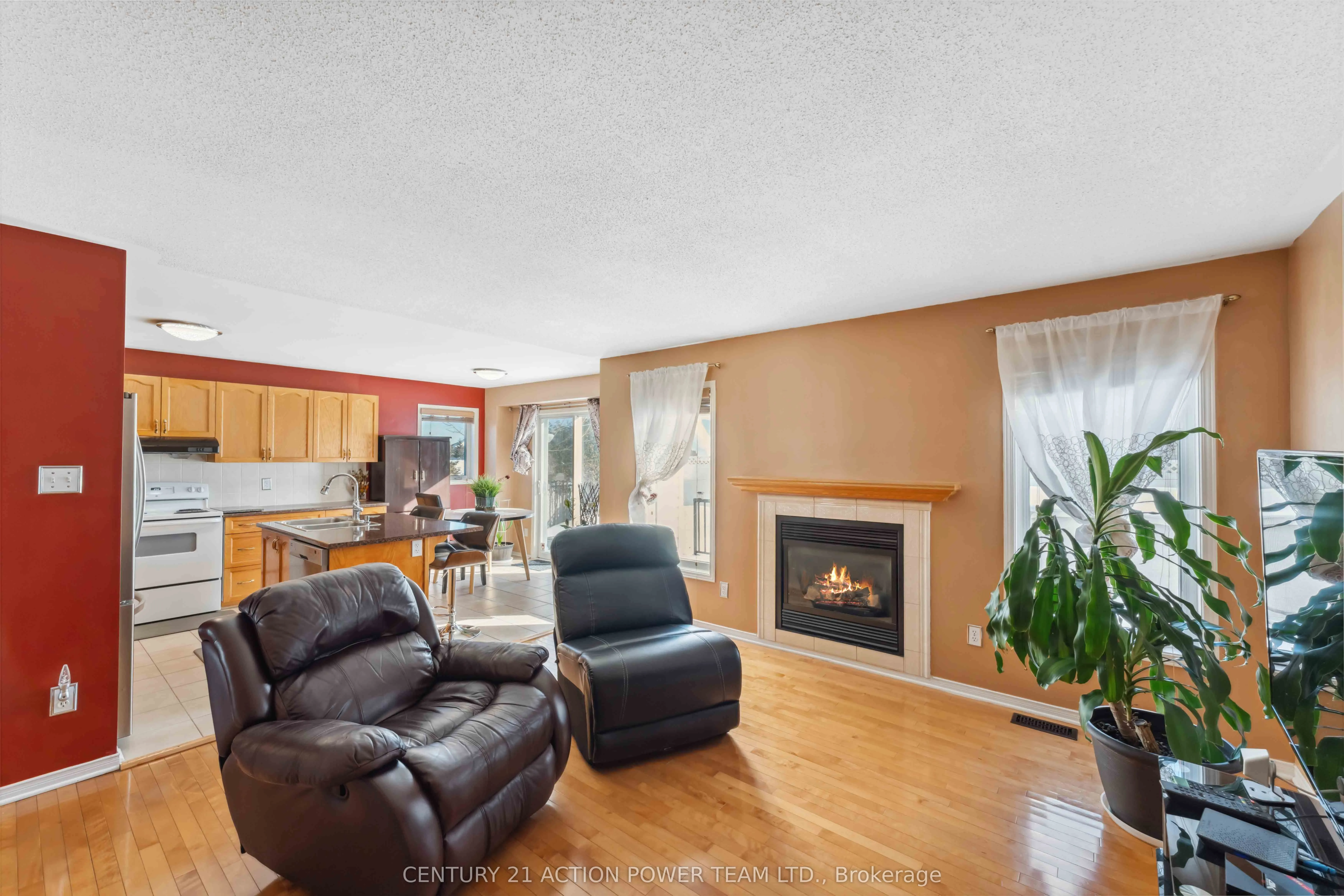 636 Aquaview Drive