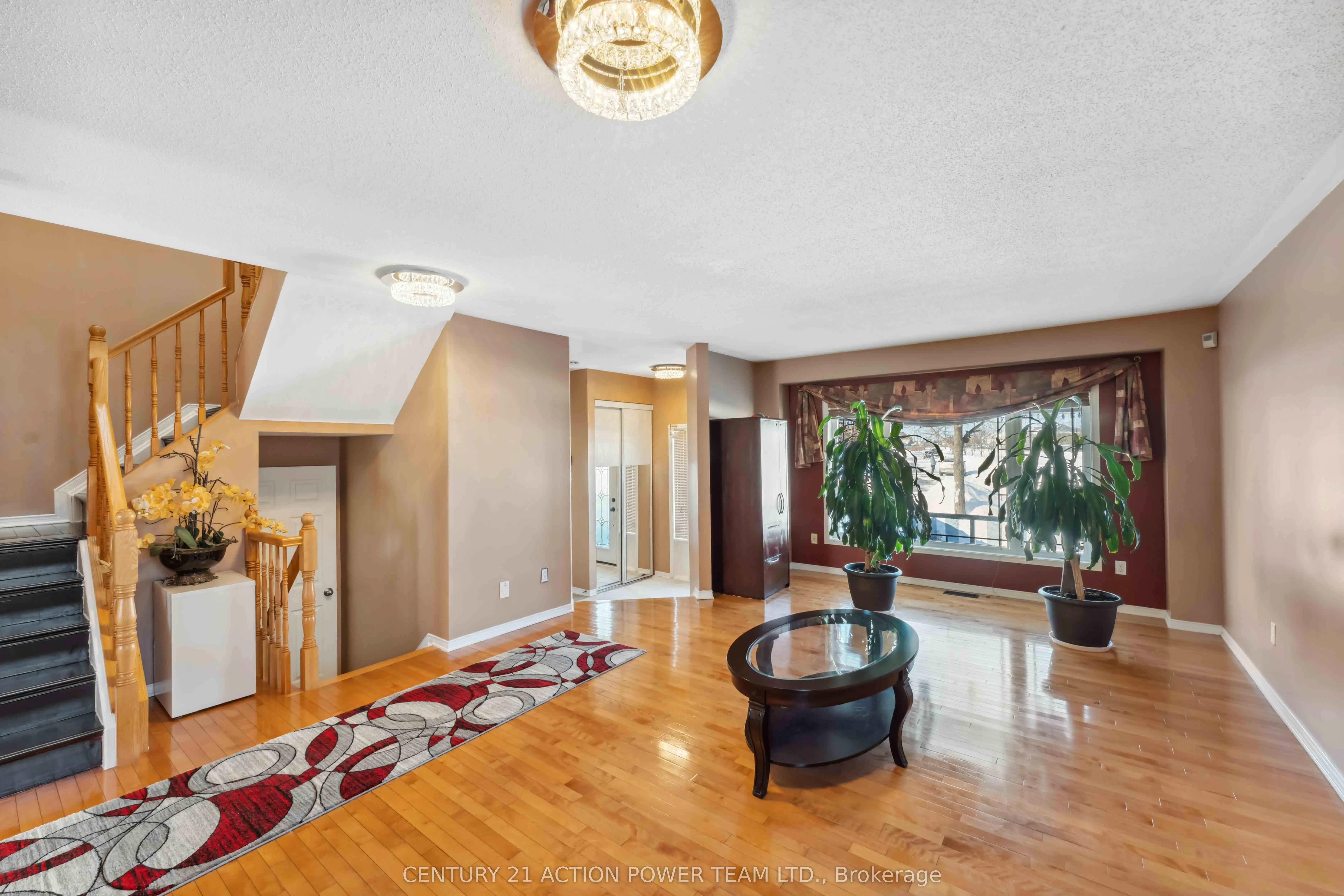 636 Aquaview Drive