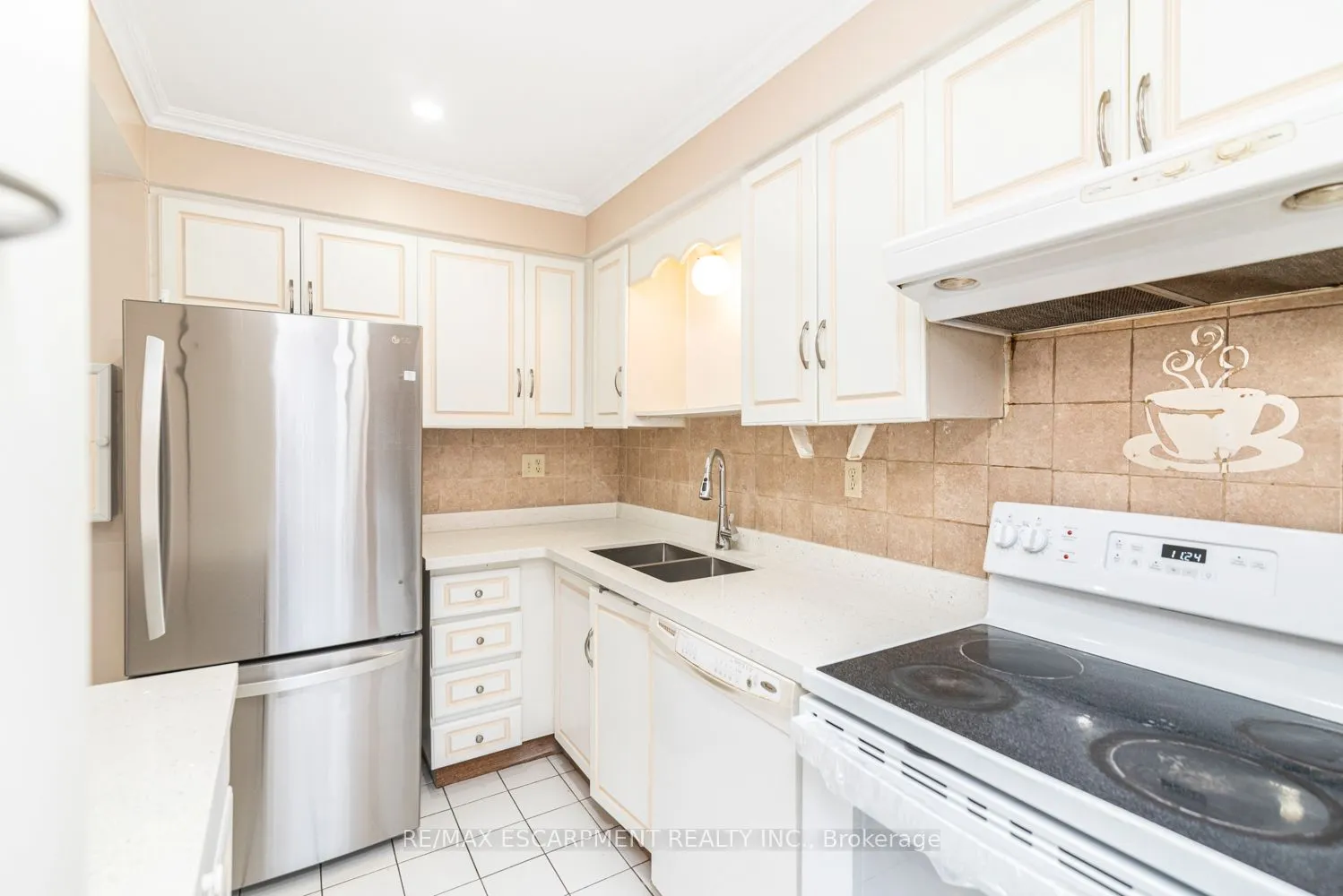 14 Derby Street, #35