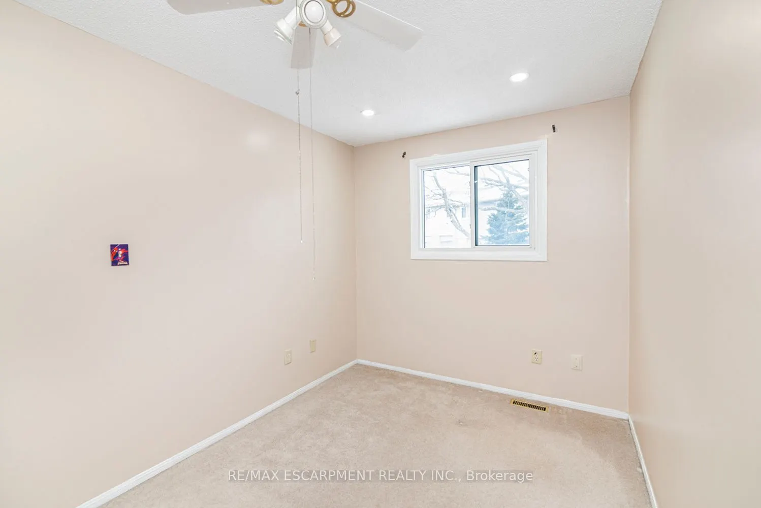 14 Derby Street, #35