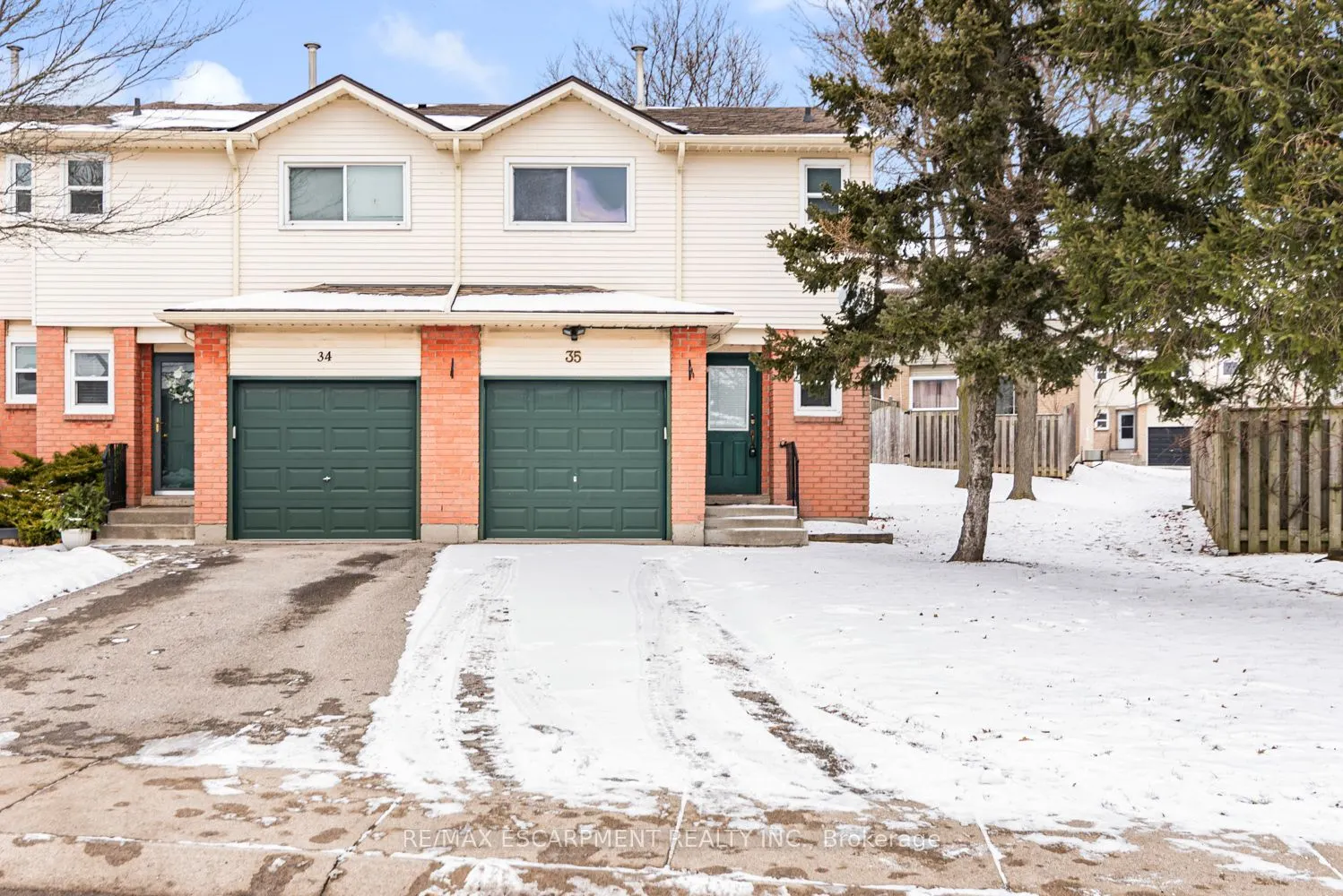 14 Derby Street, #35