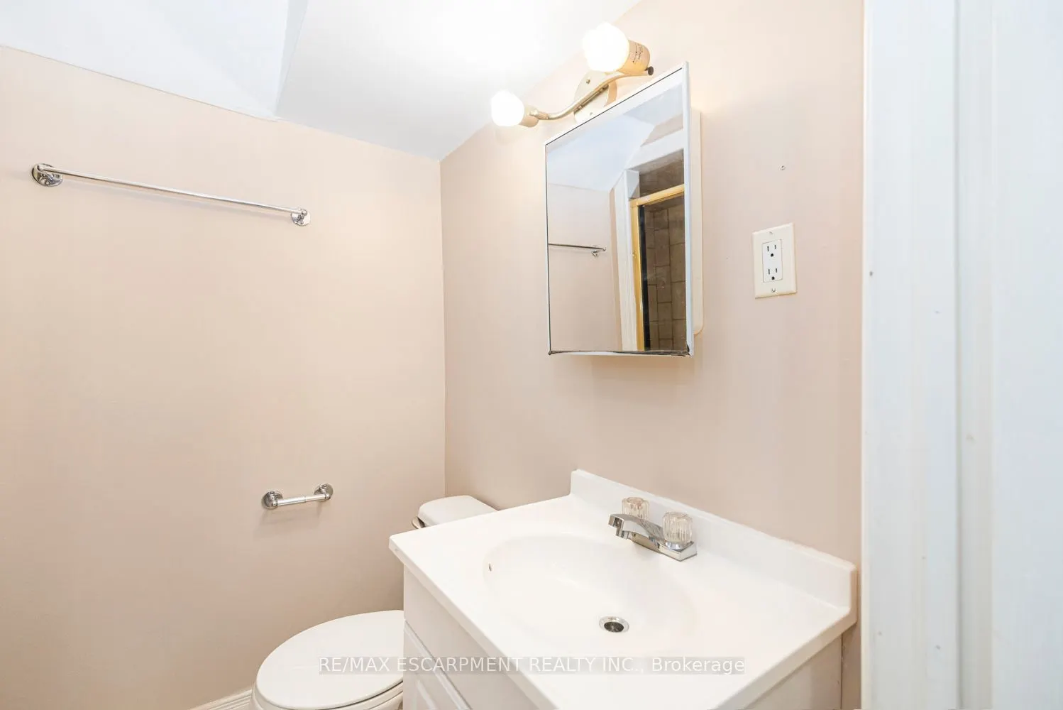 14 Derby Street, #35