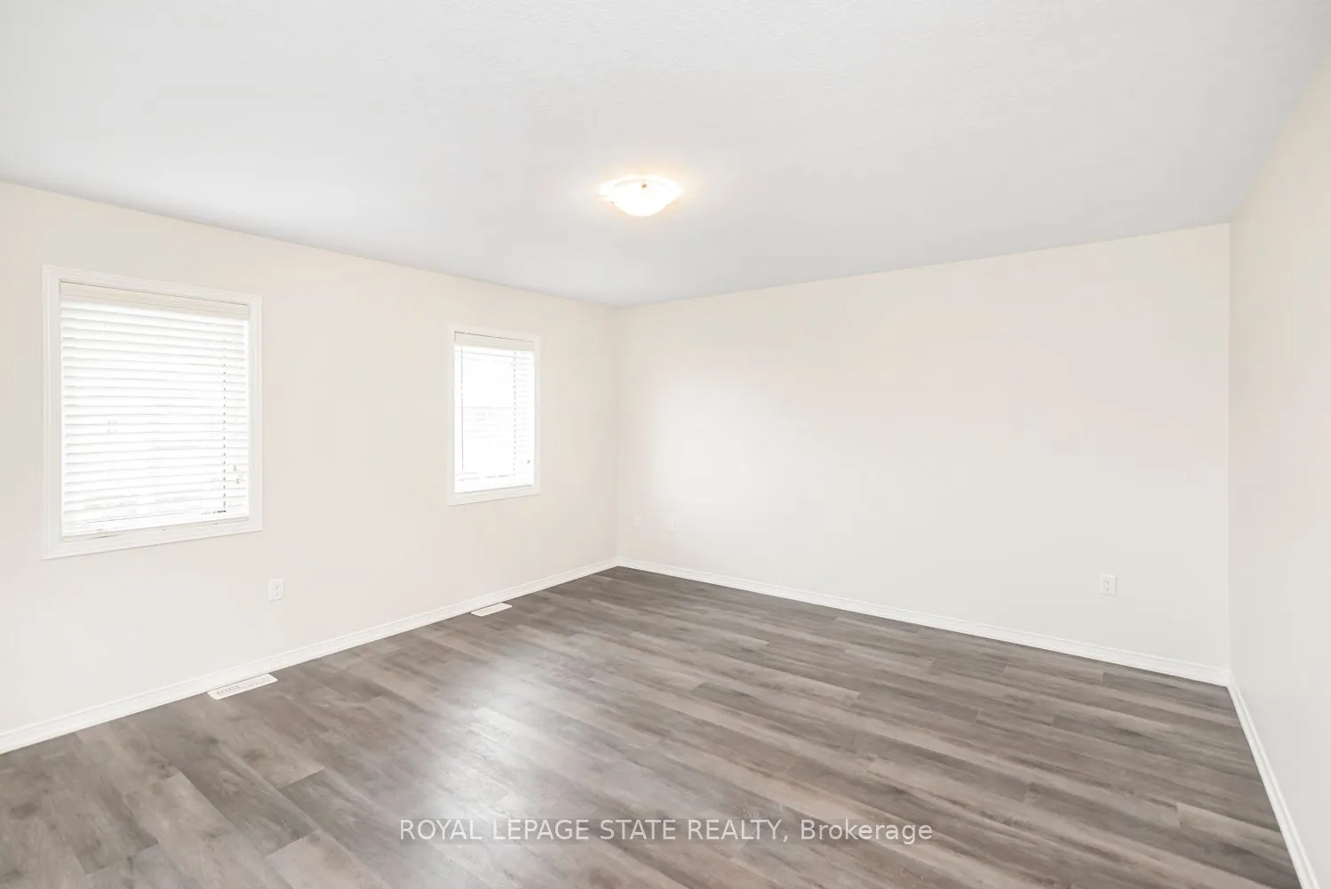 5038 Serena Drive E, #0