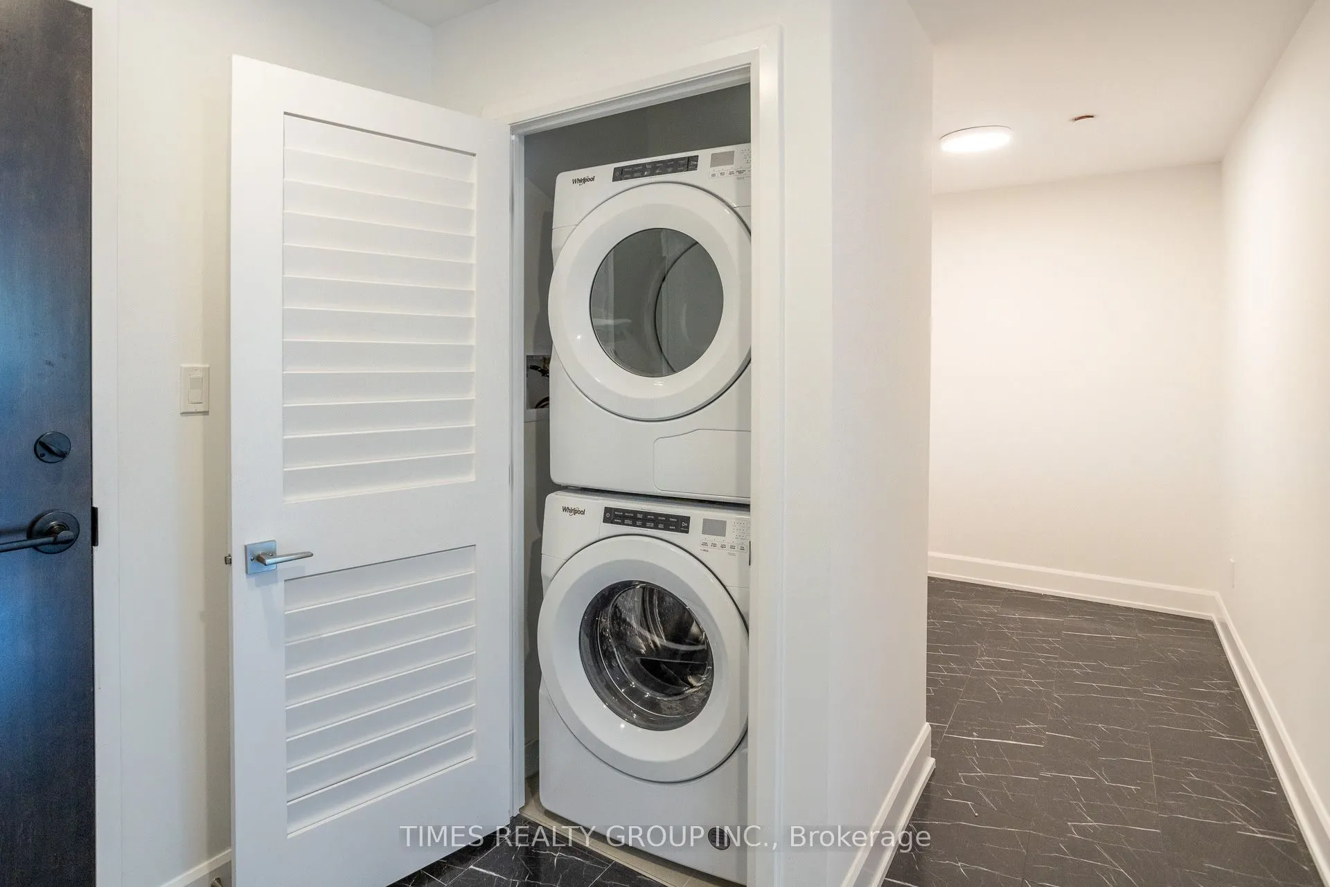 195 HUNTER Street E, #307