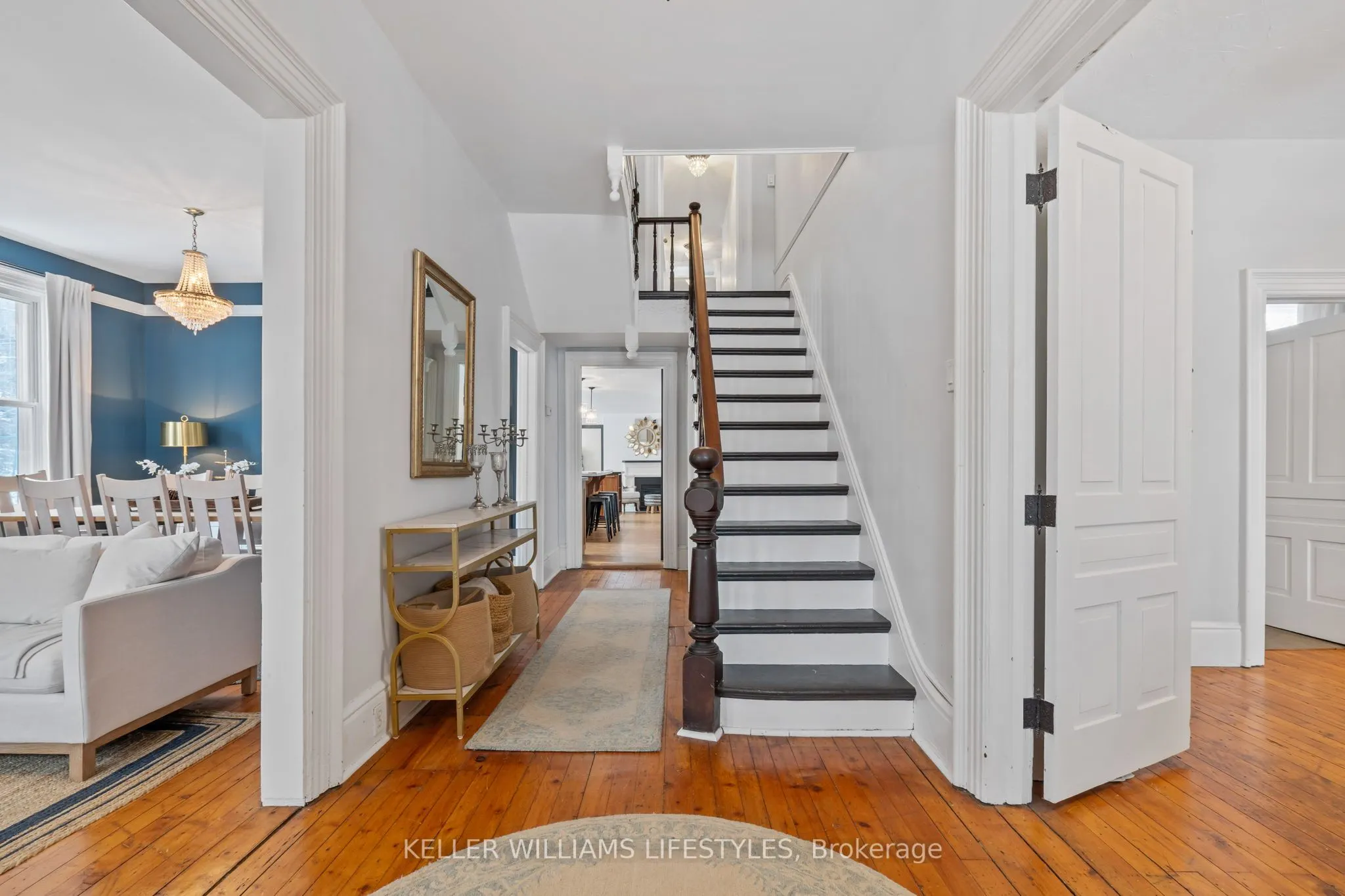 337 George Street