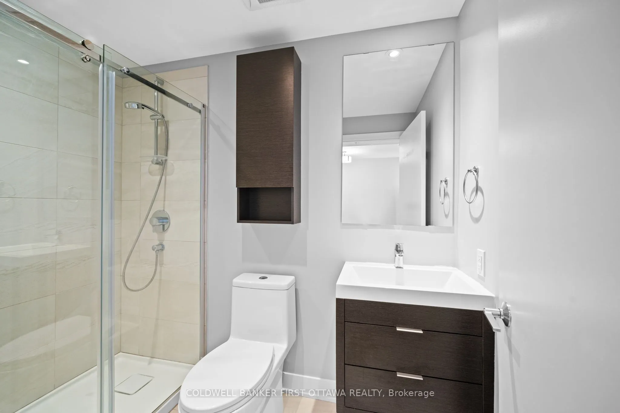 20 Daly Avenue, #1605