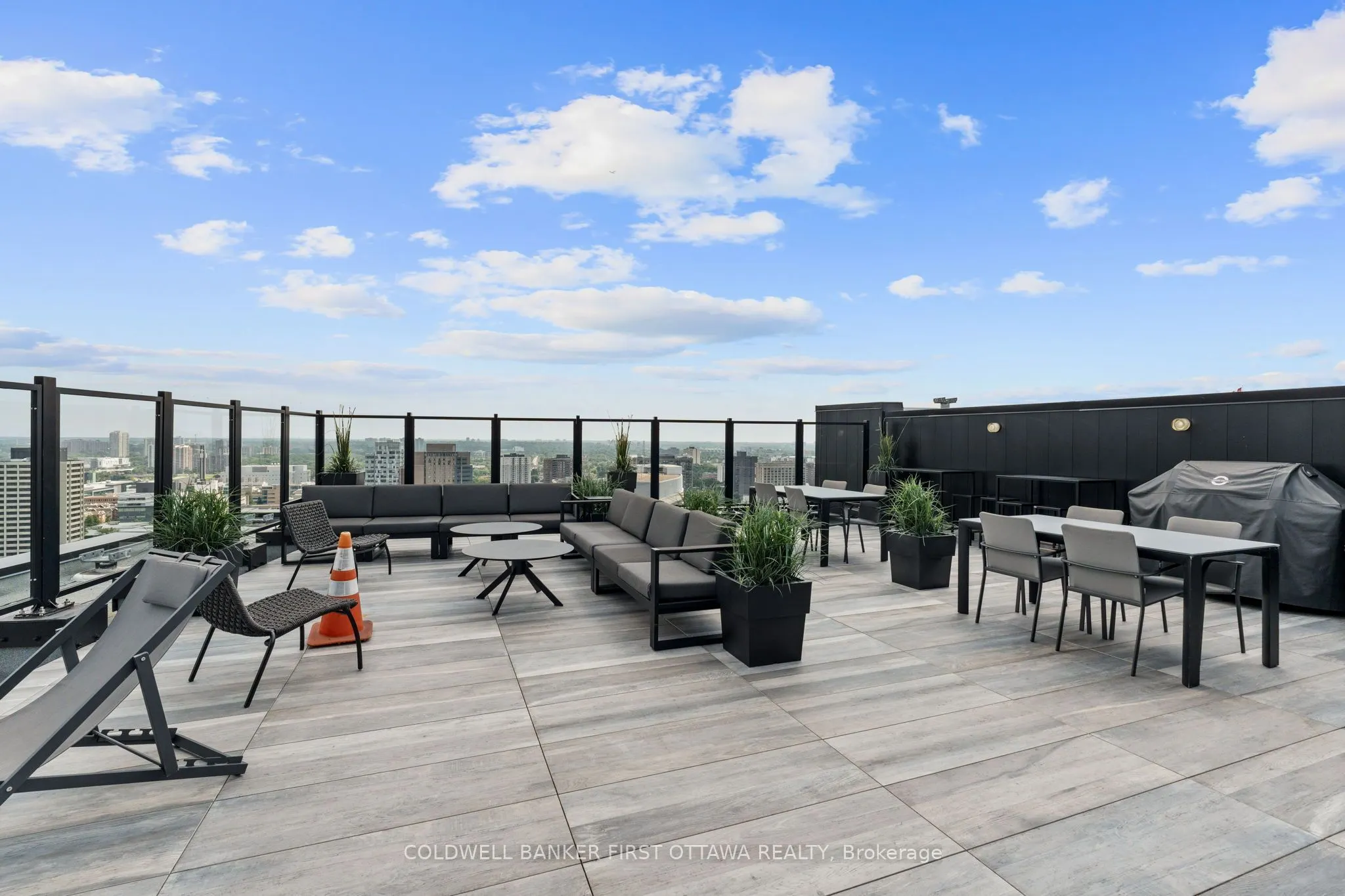 20 Daly Avenue, #1605