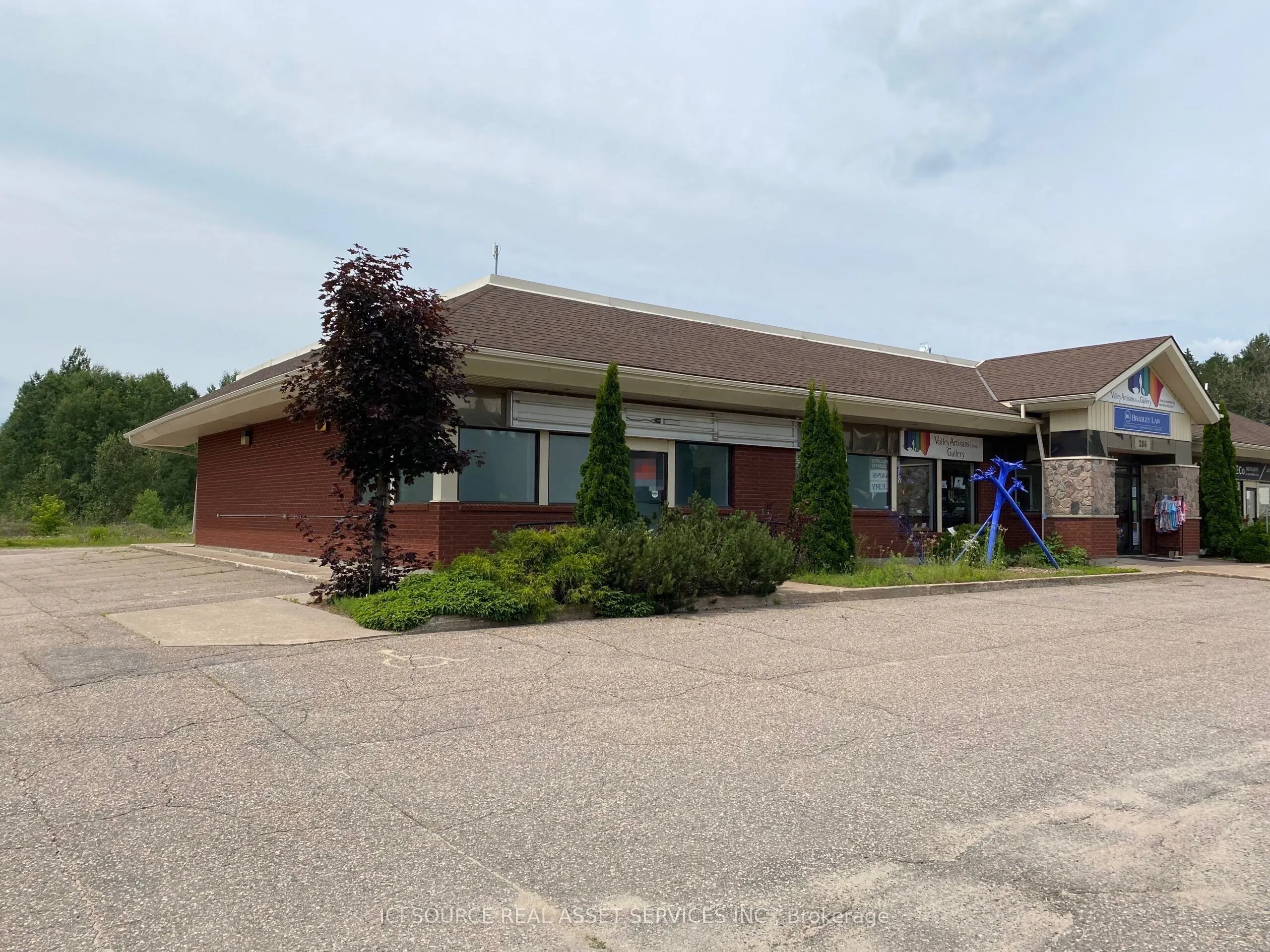 33373 Highway 17