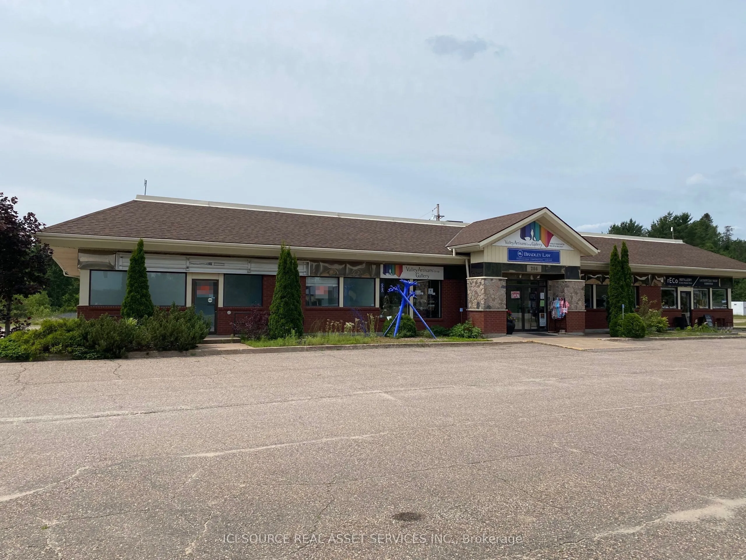 33373 Highway 17
