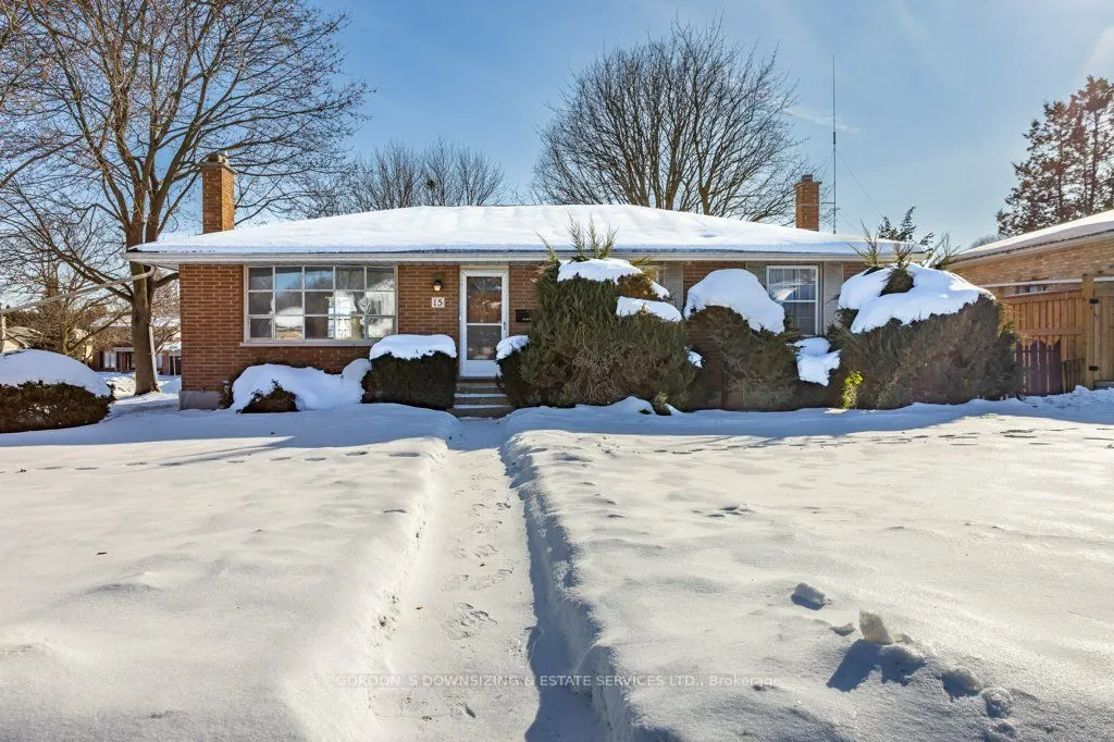 15 Cumberland Crescent