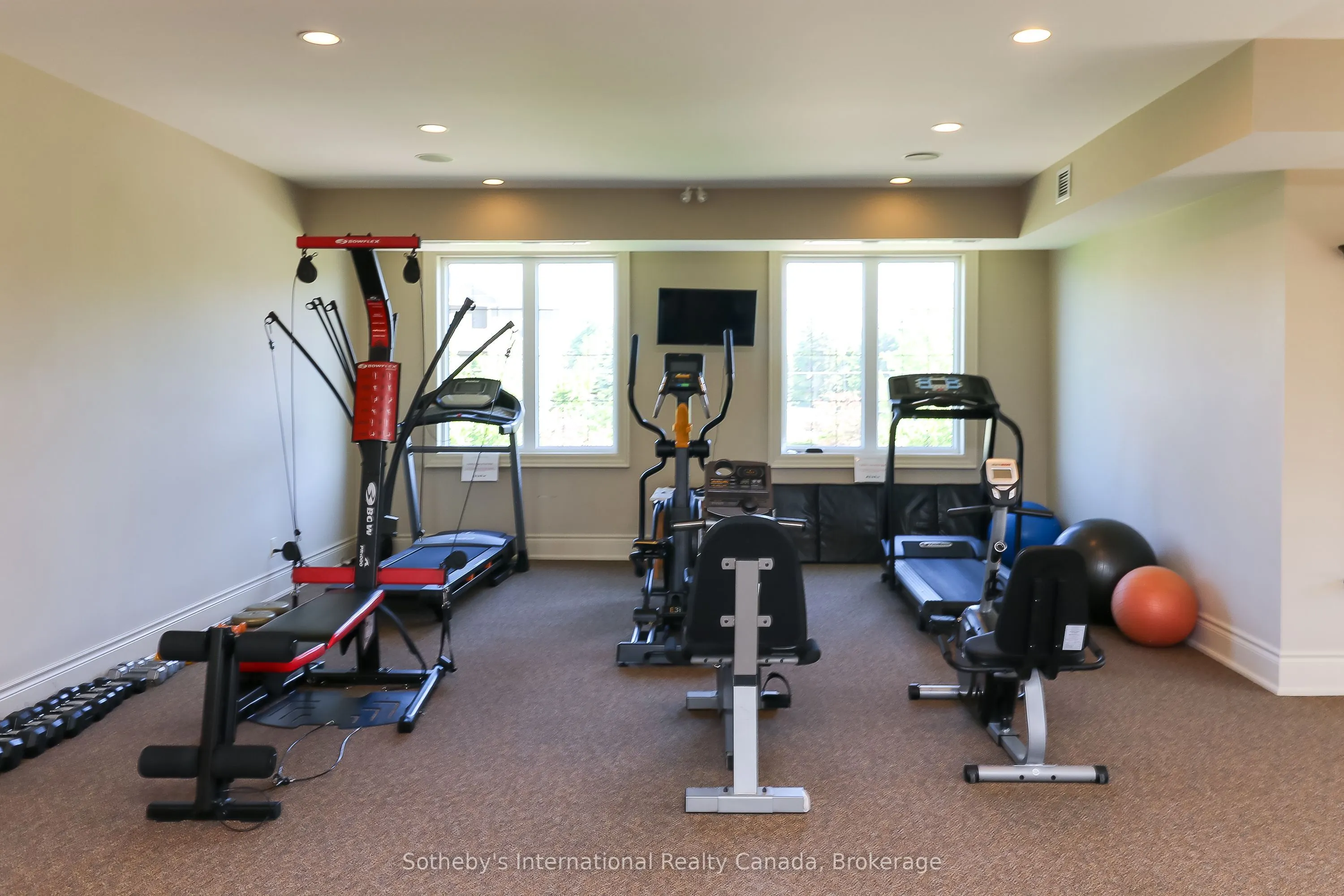25 Beaver Street S, #308