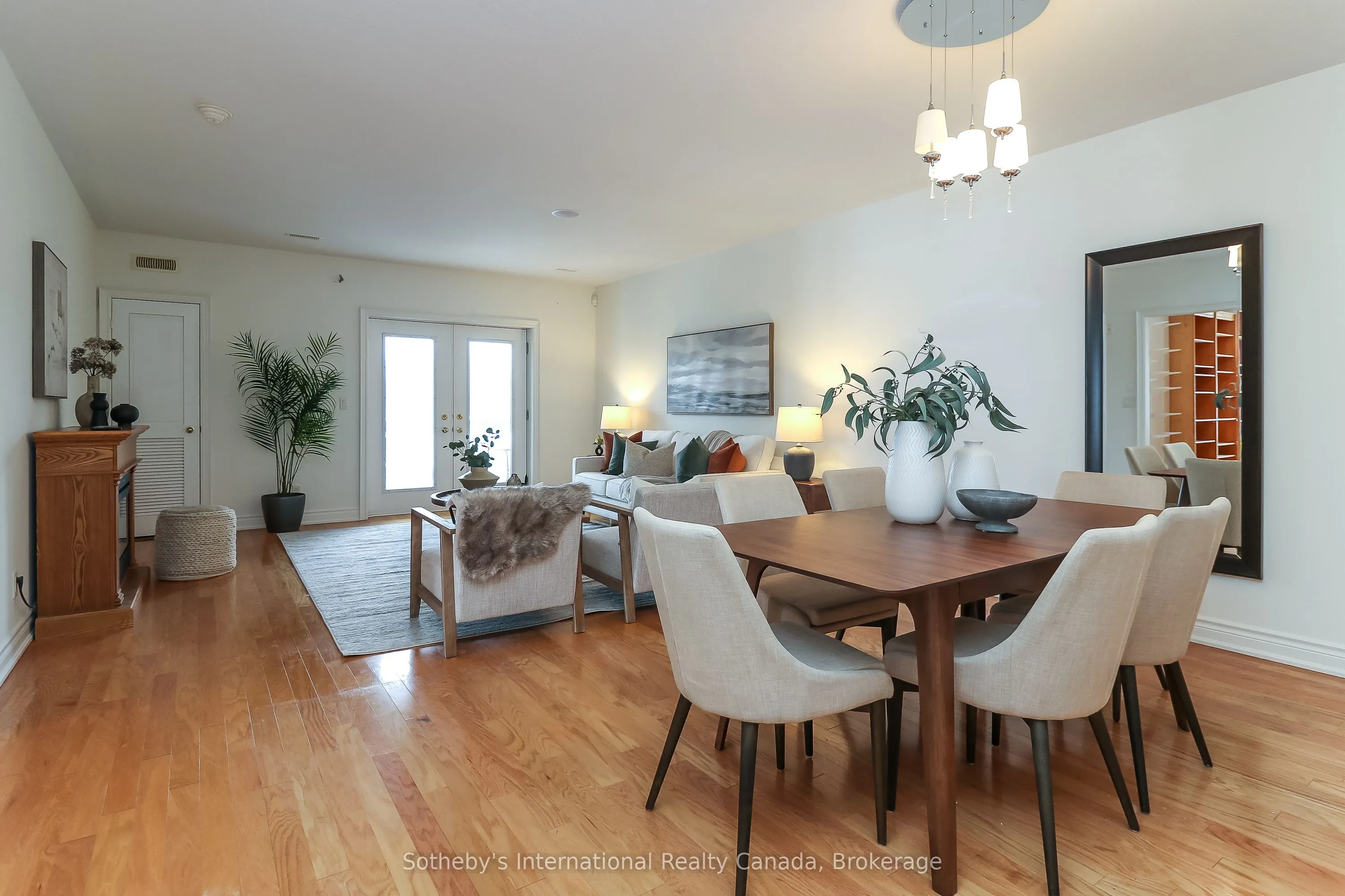 25 Beaver Street S, #308