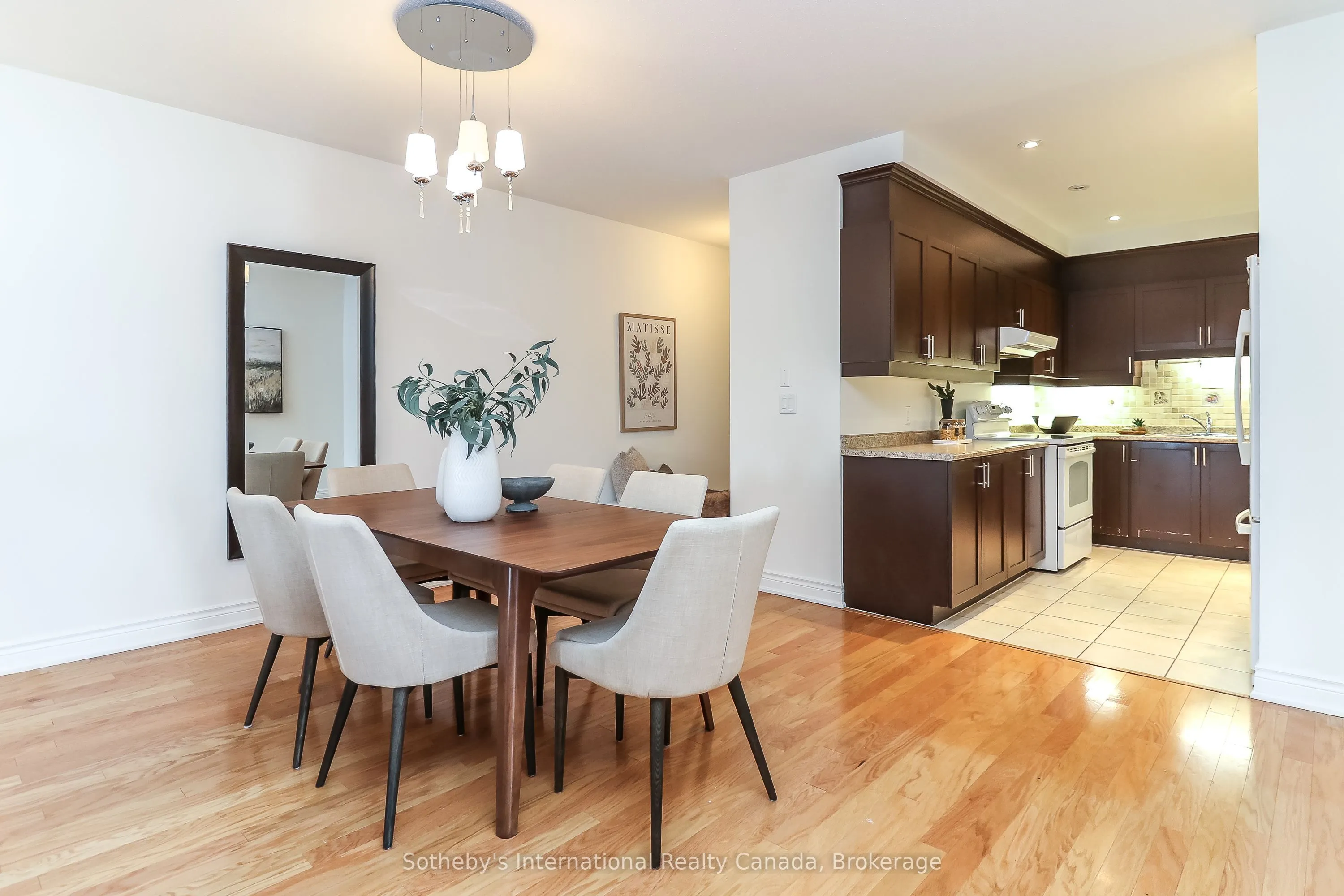 25 Beaver Street S, #308