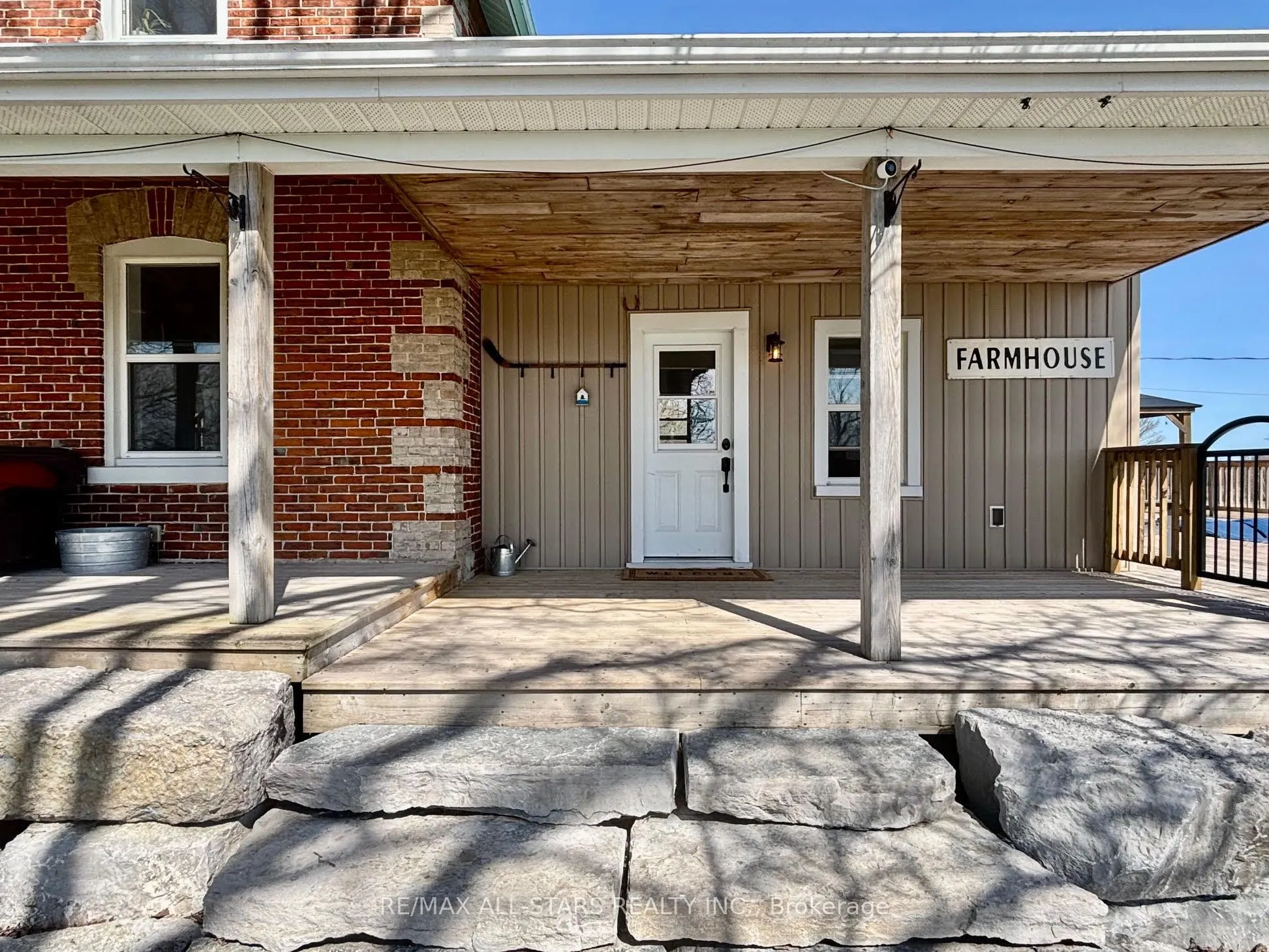 1018 Palestine Road