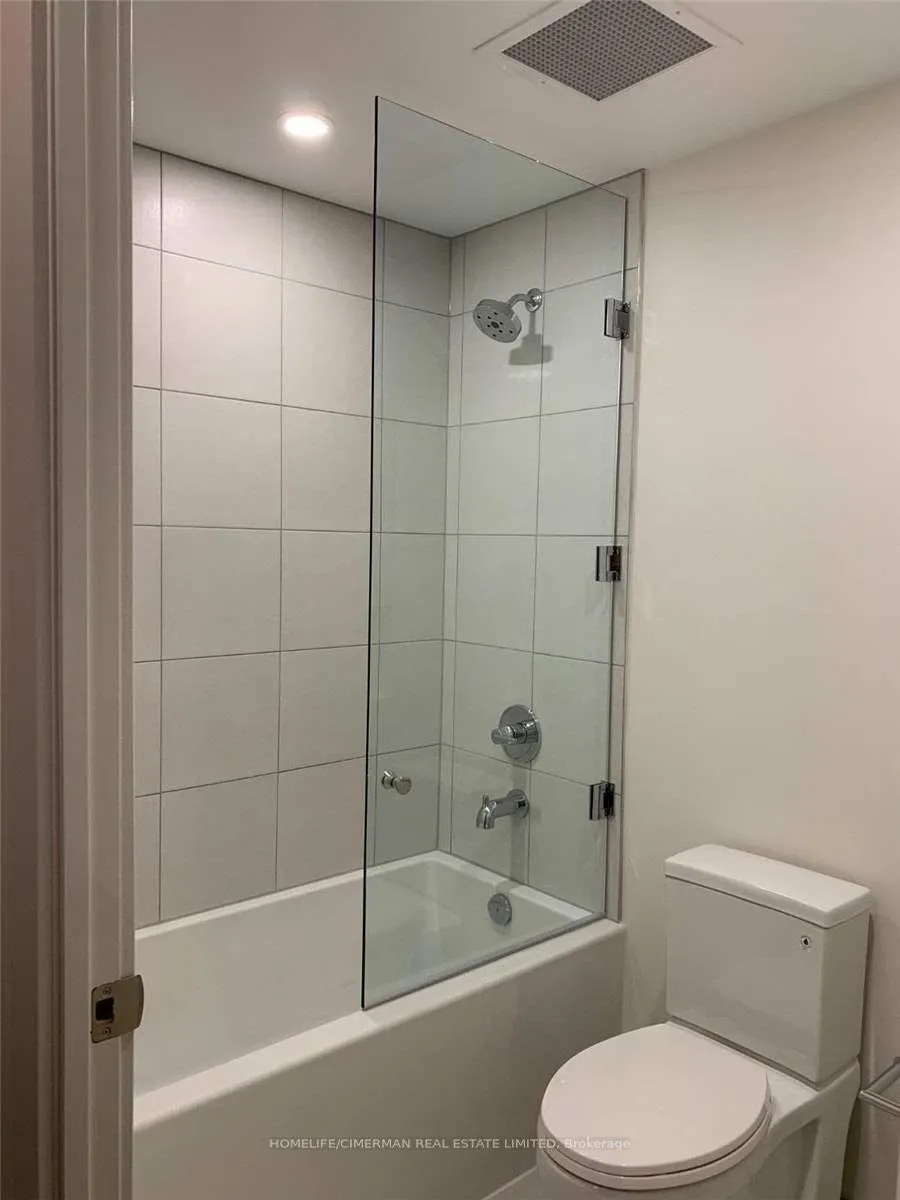 212 King William Street, #424