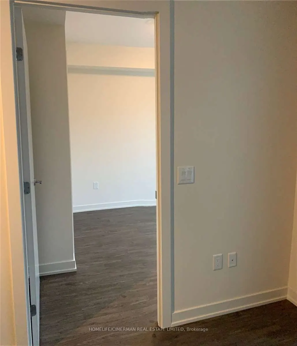 212 King William Street, #424
