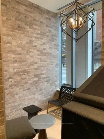 212 King William Street, #424