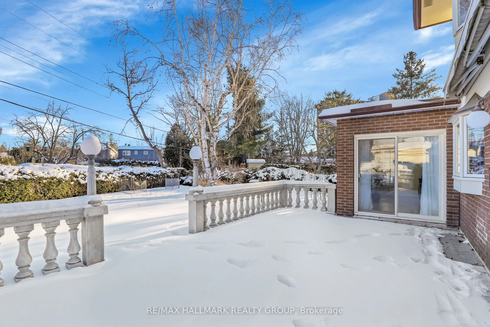 1712 Playfair Drive