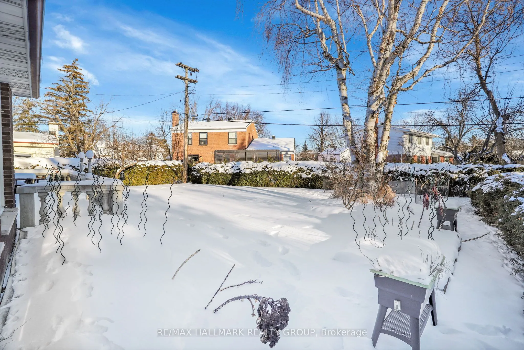 1712 Playfair Drive
