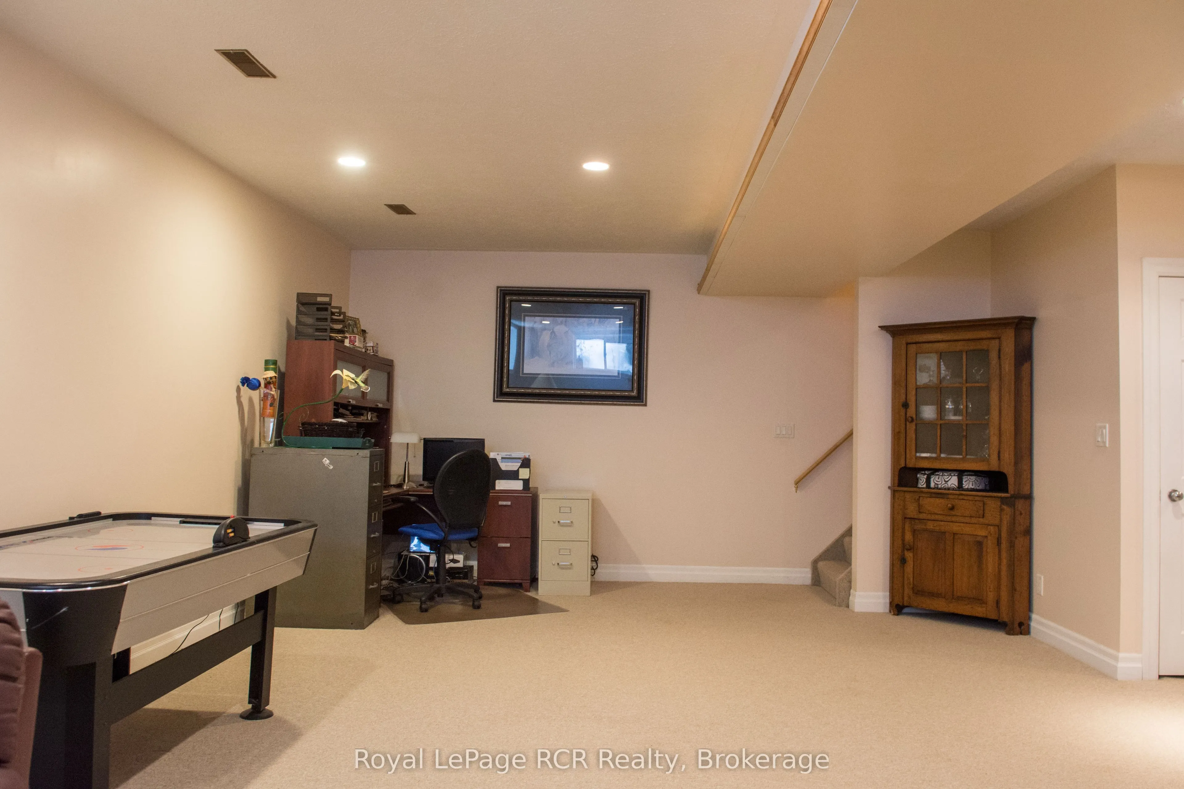 318783 1 Grey Road