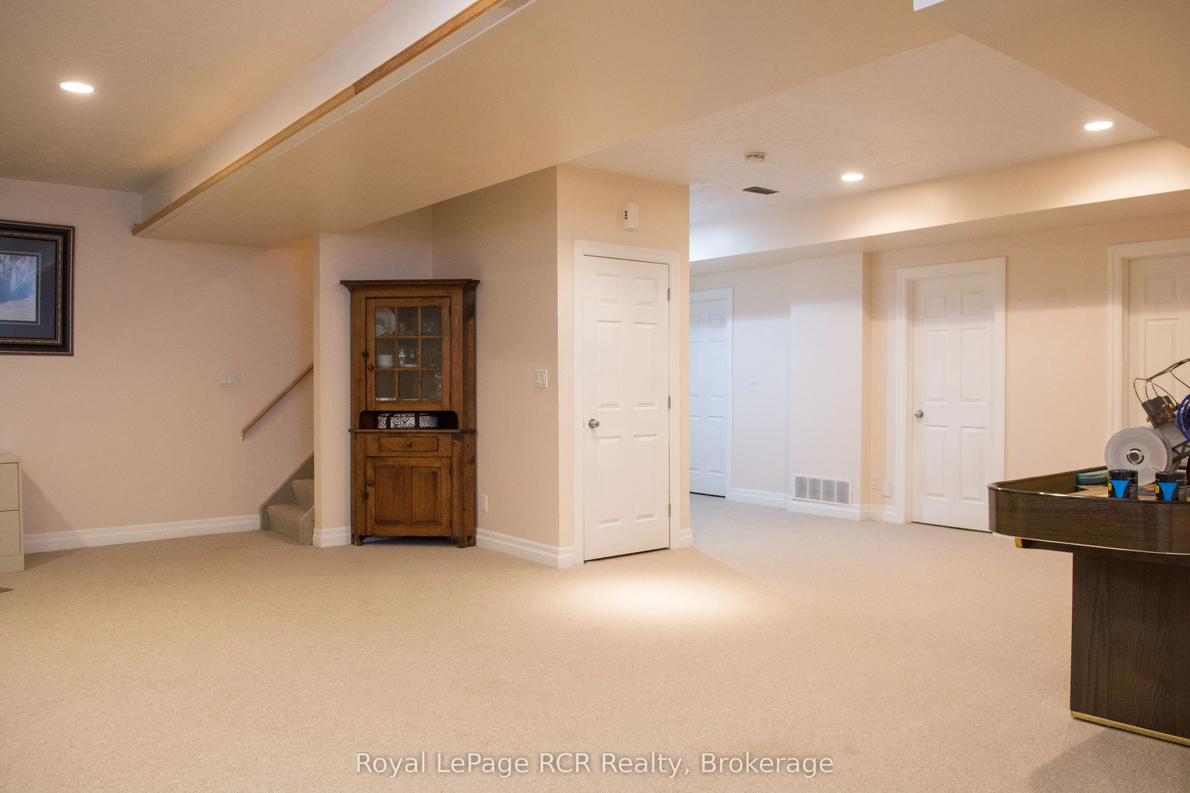 318783 1 Grey Road