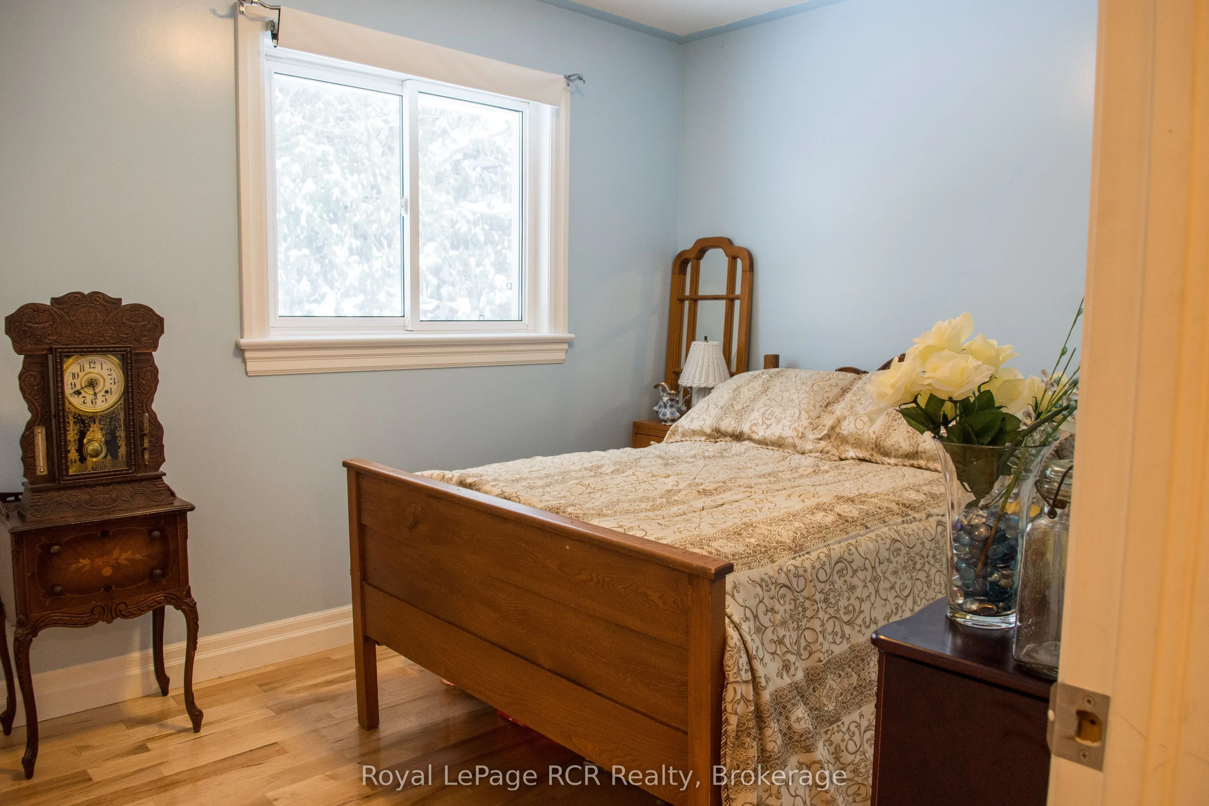 318783 1 Grey Road