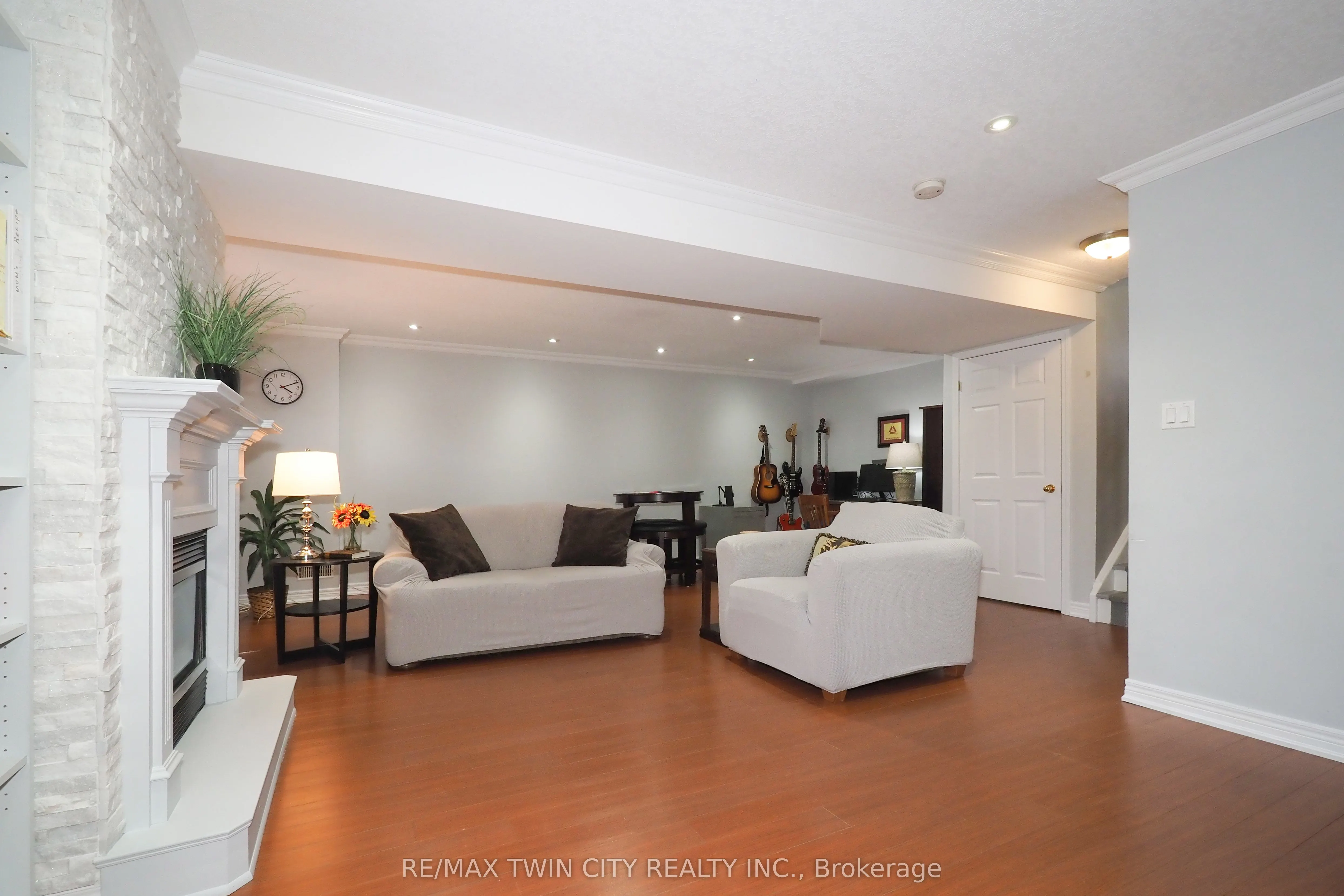 439 Langlaw Drive