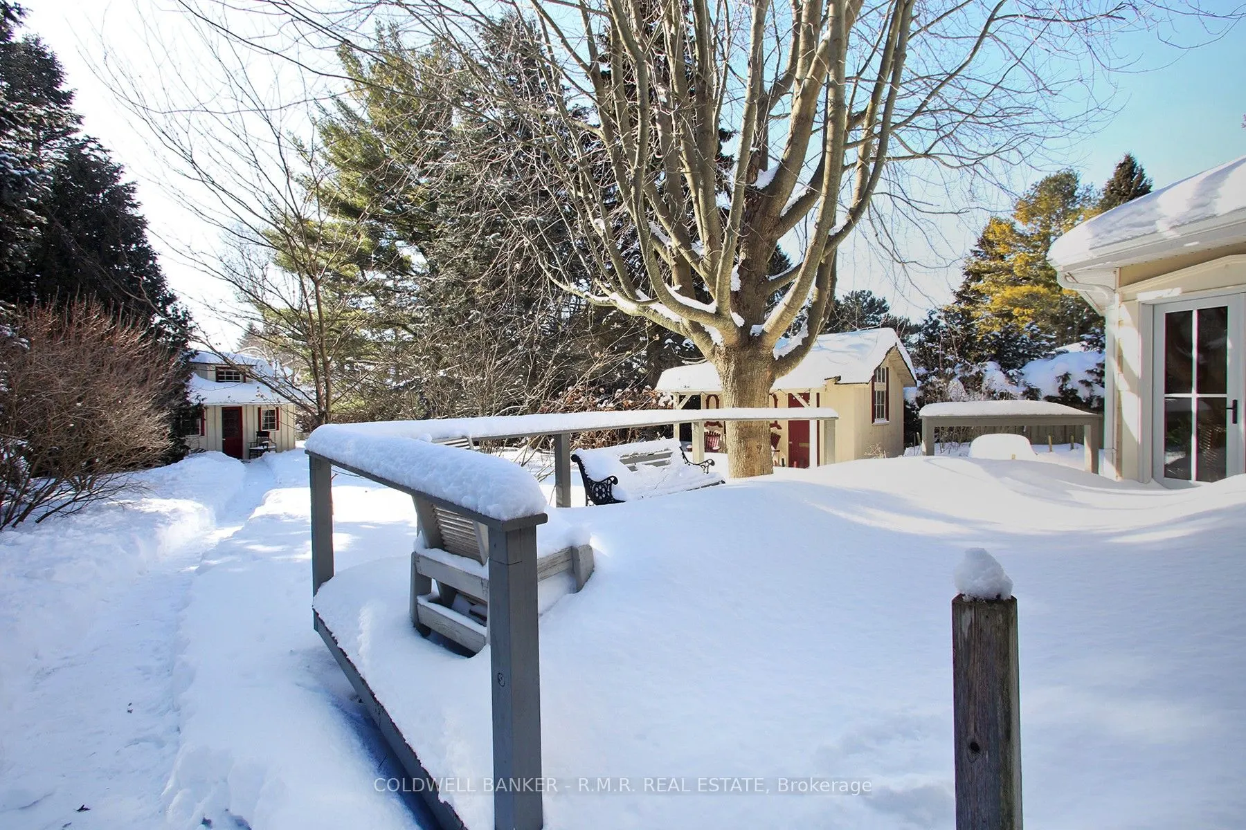 367 Lakeshore Road