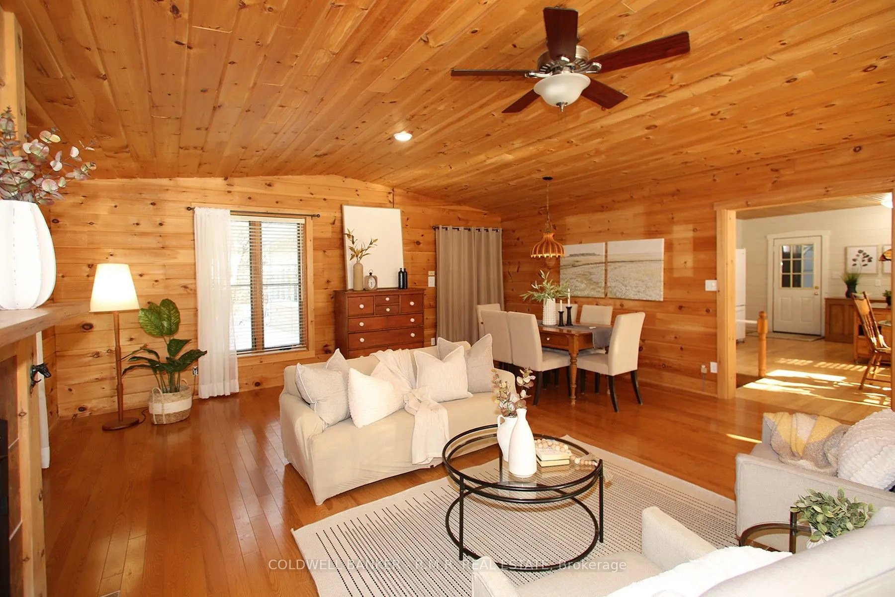 367 Lakeshore Road