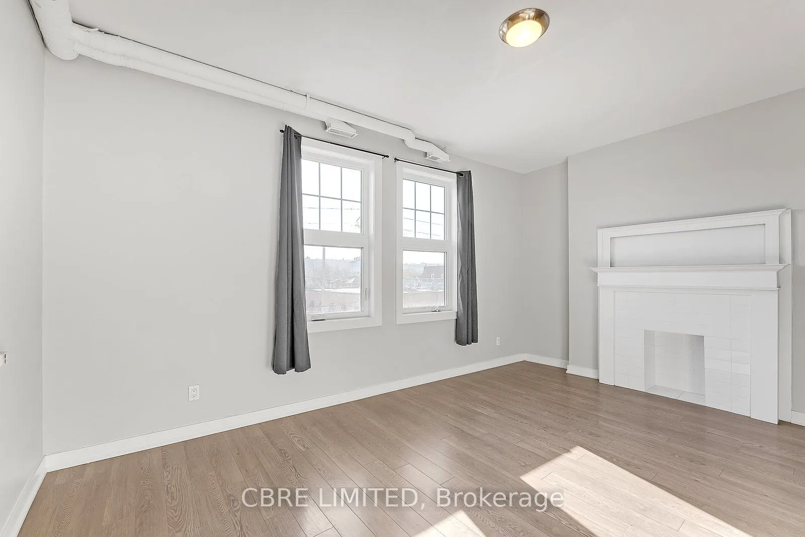 657 Barton Street E, #201