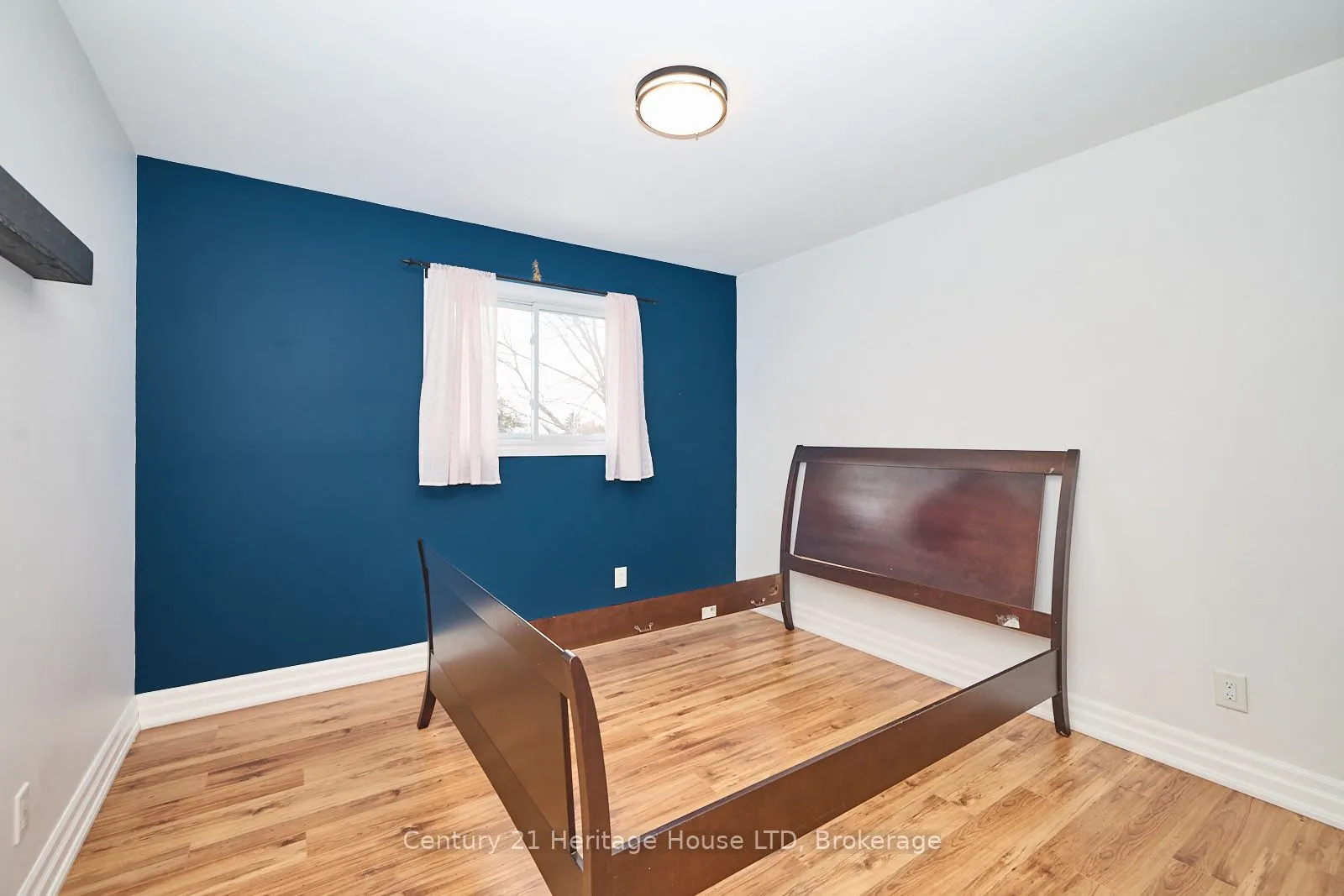 27 Mayfair Drive