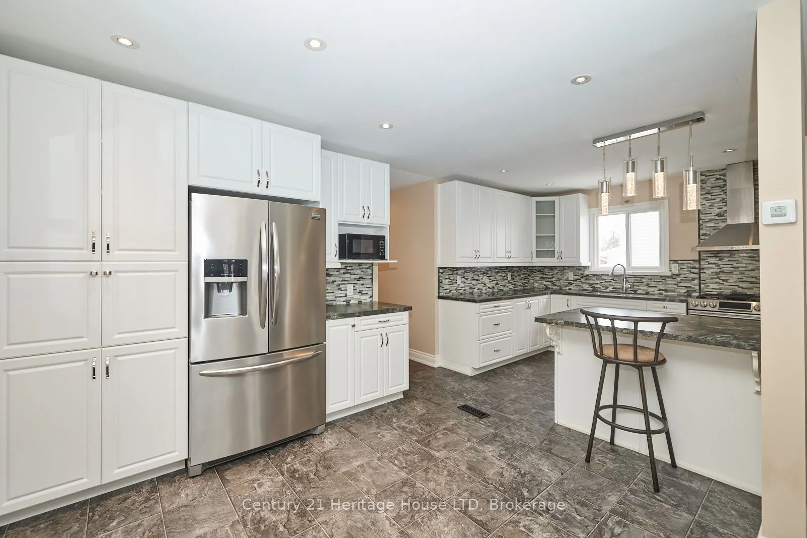 27 Mayfair Drive