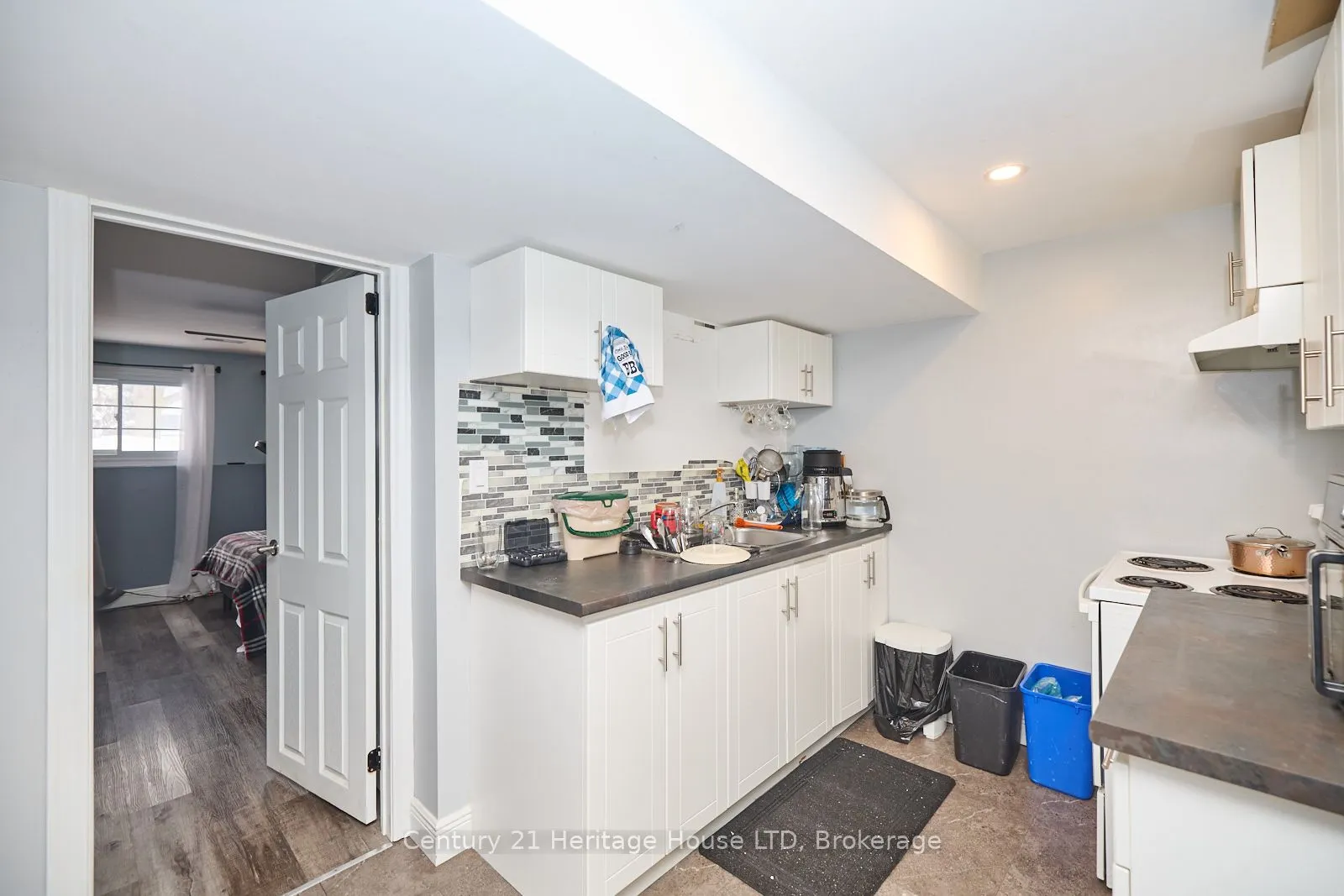 27 Mayfair Drive