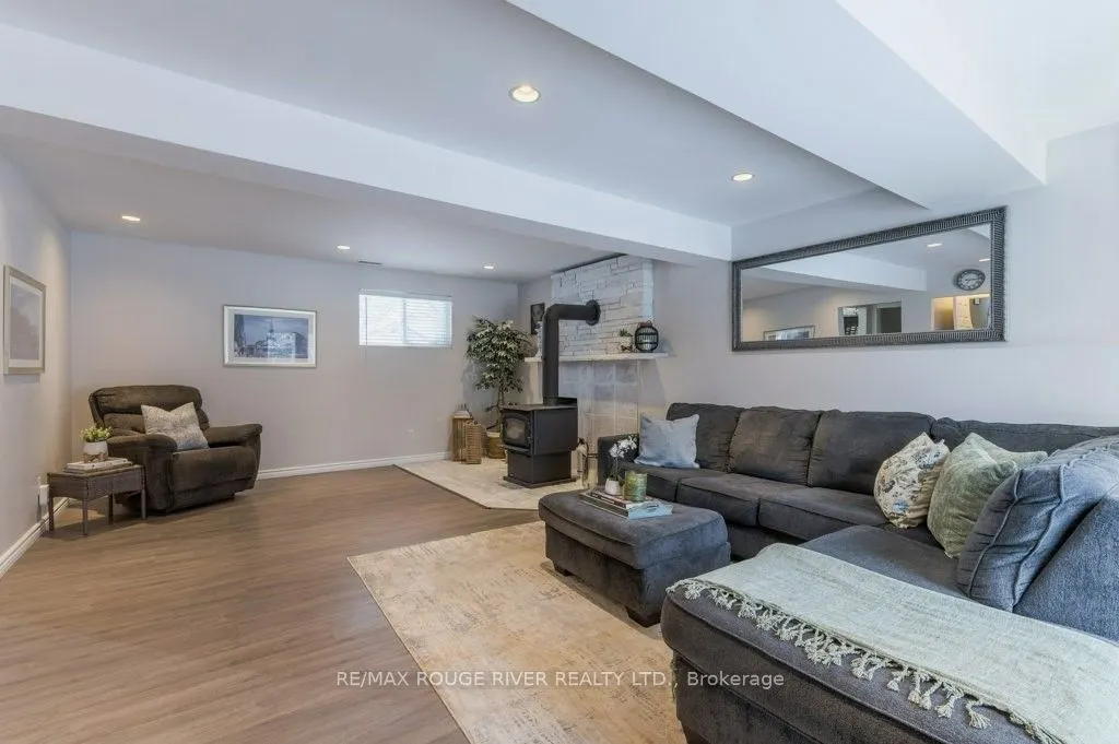 5 Woodfield Street