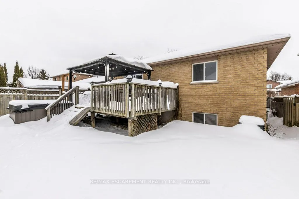 62 Spadara Drive
