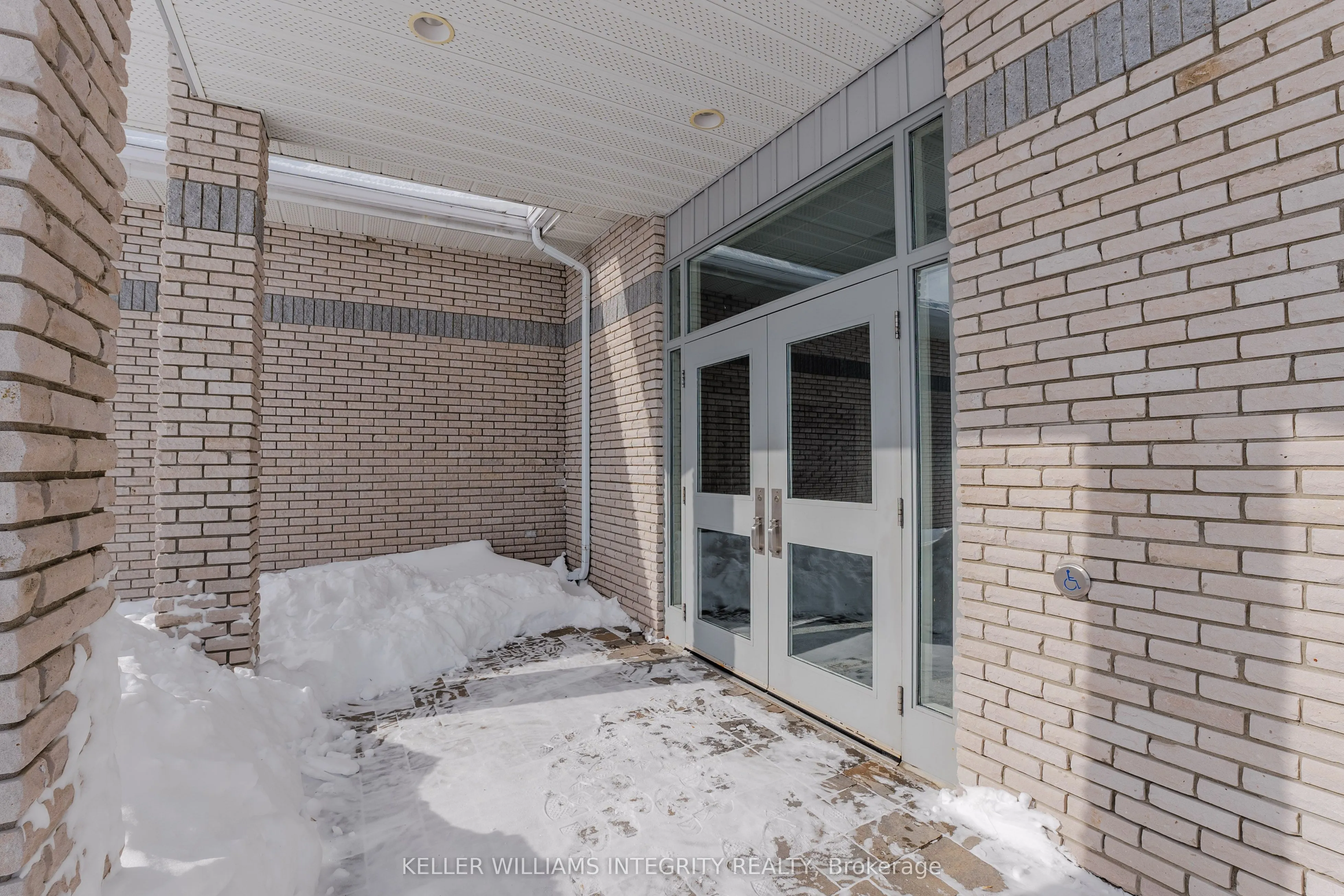 14233 County Rd 18 Road