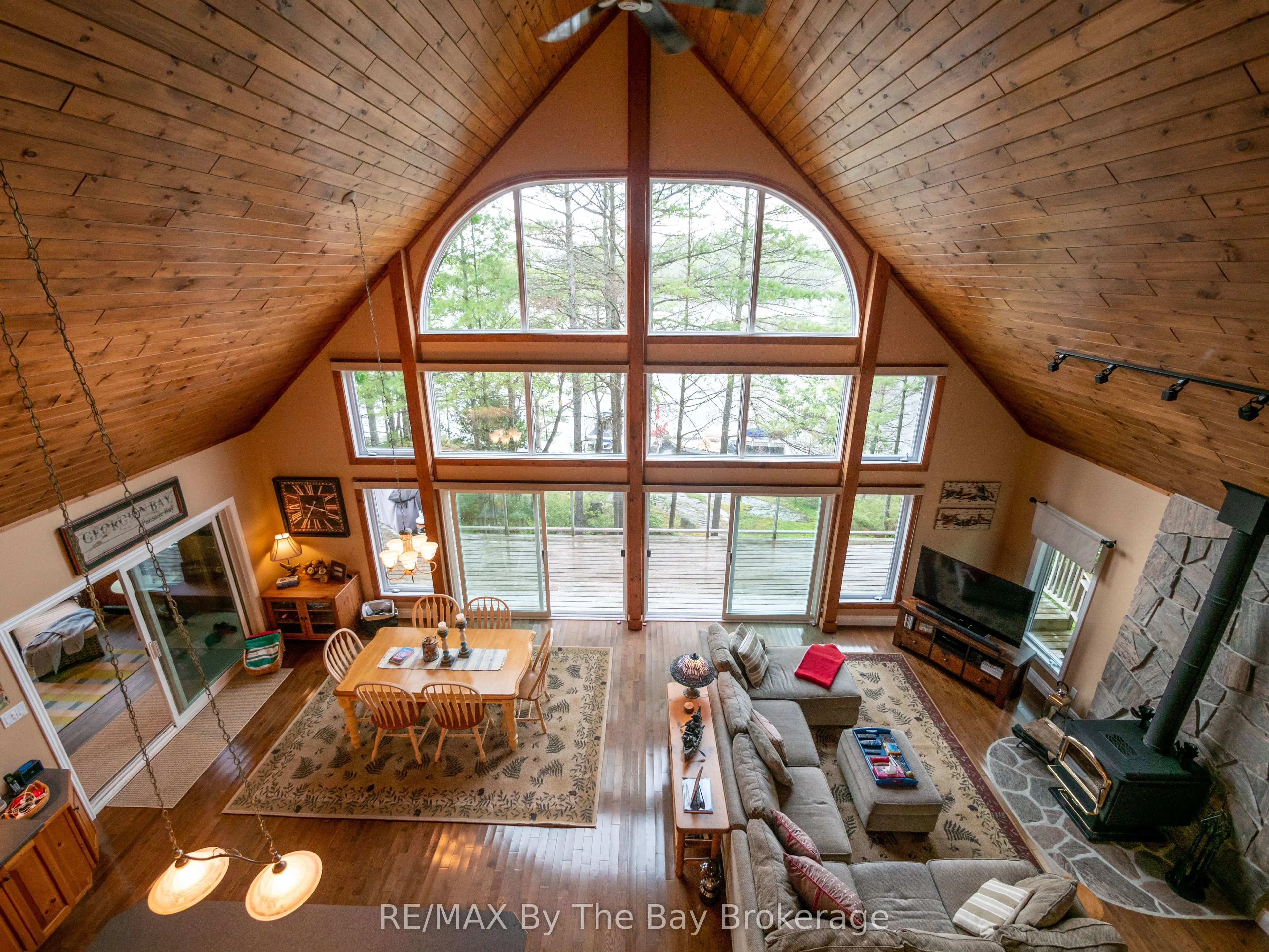 17470 Georgian Bay Shore
