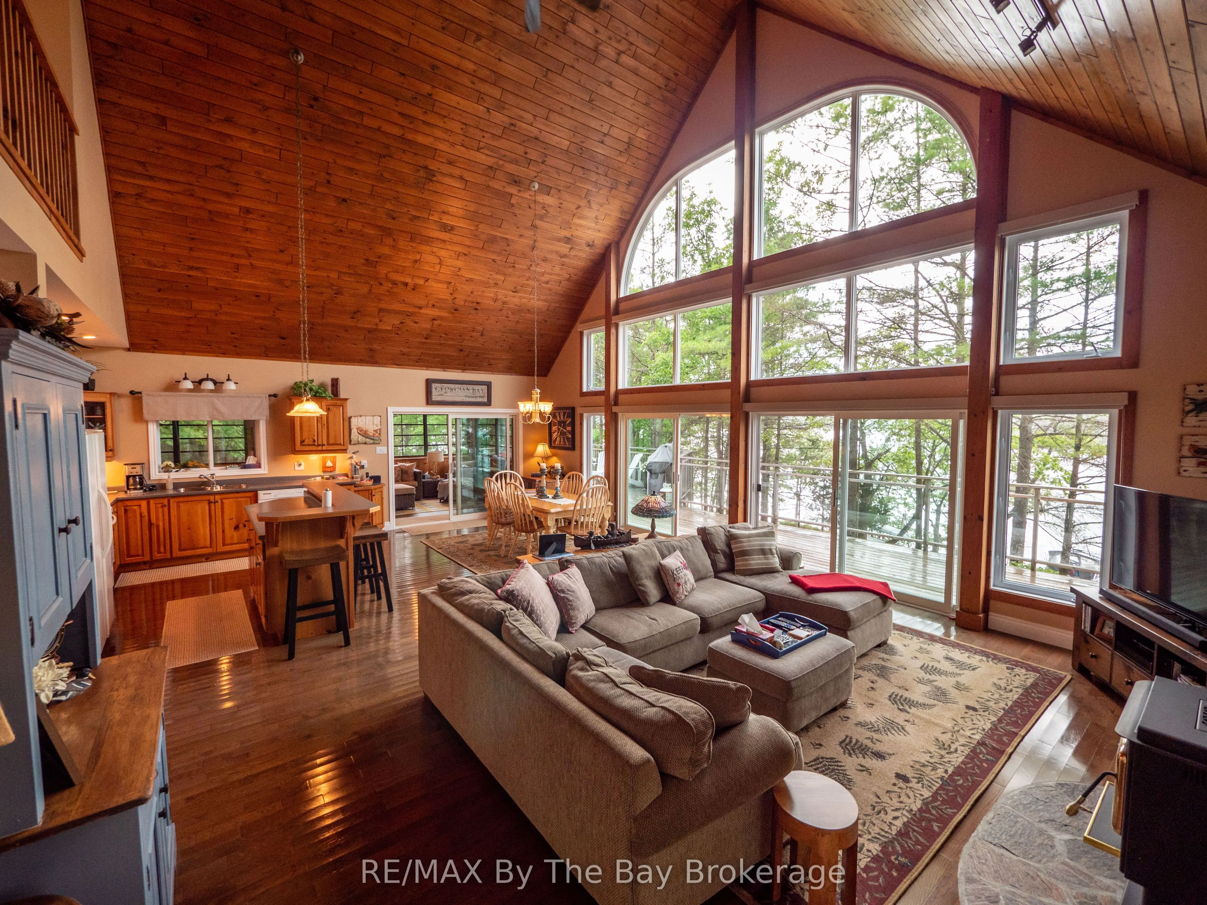 17470 Georgian Bay Shore