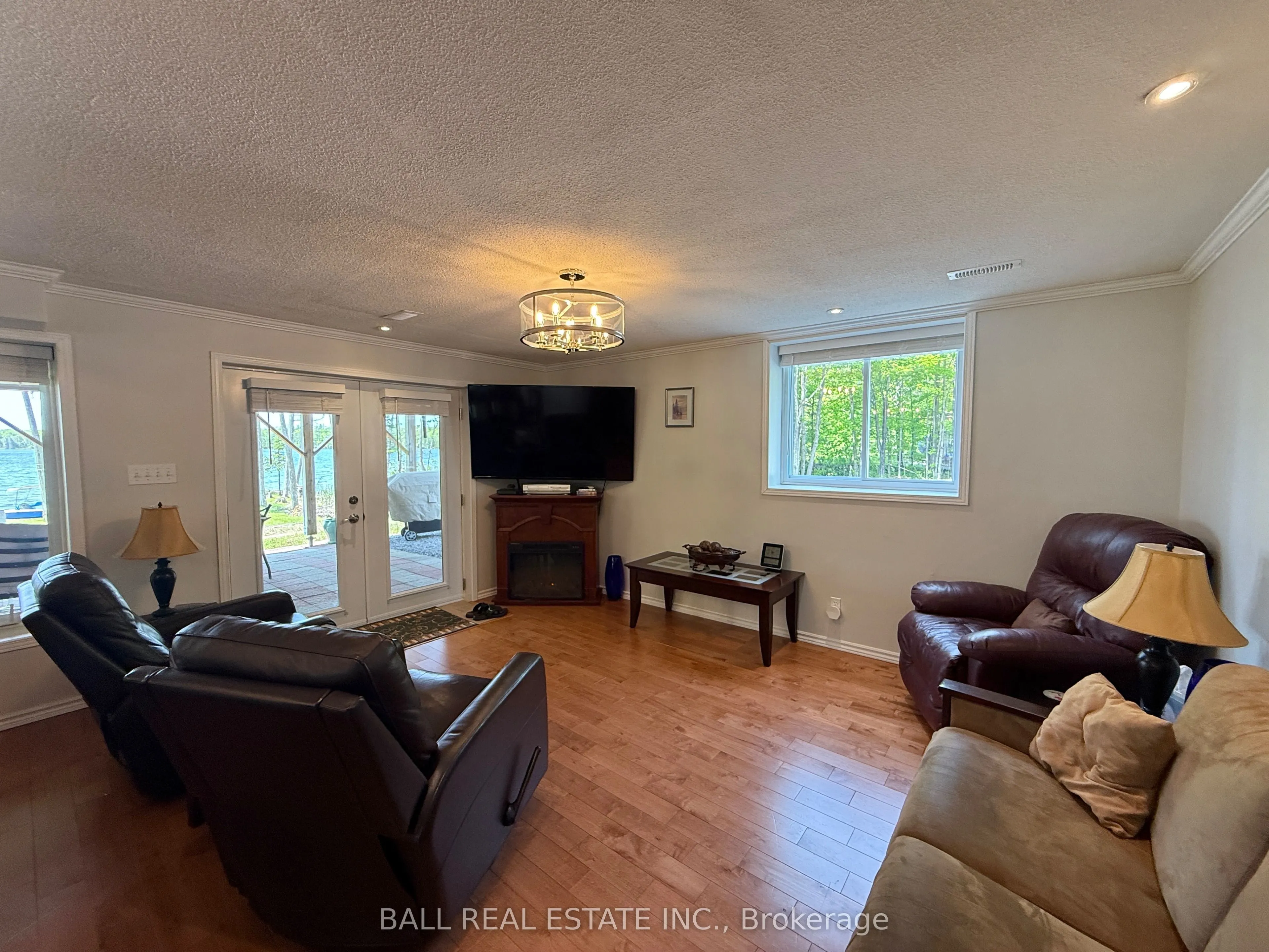 154 JULIAN LAKE Road