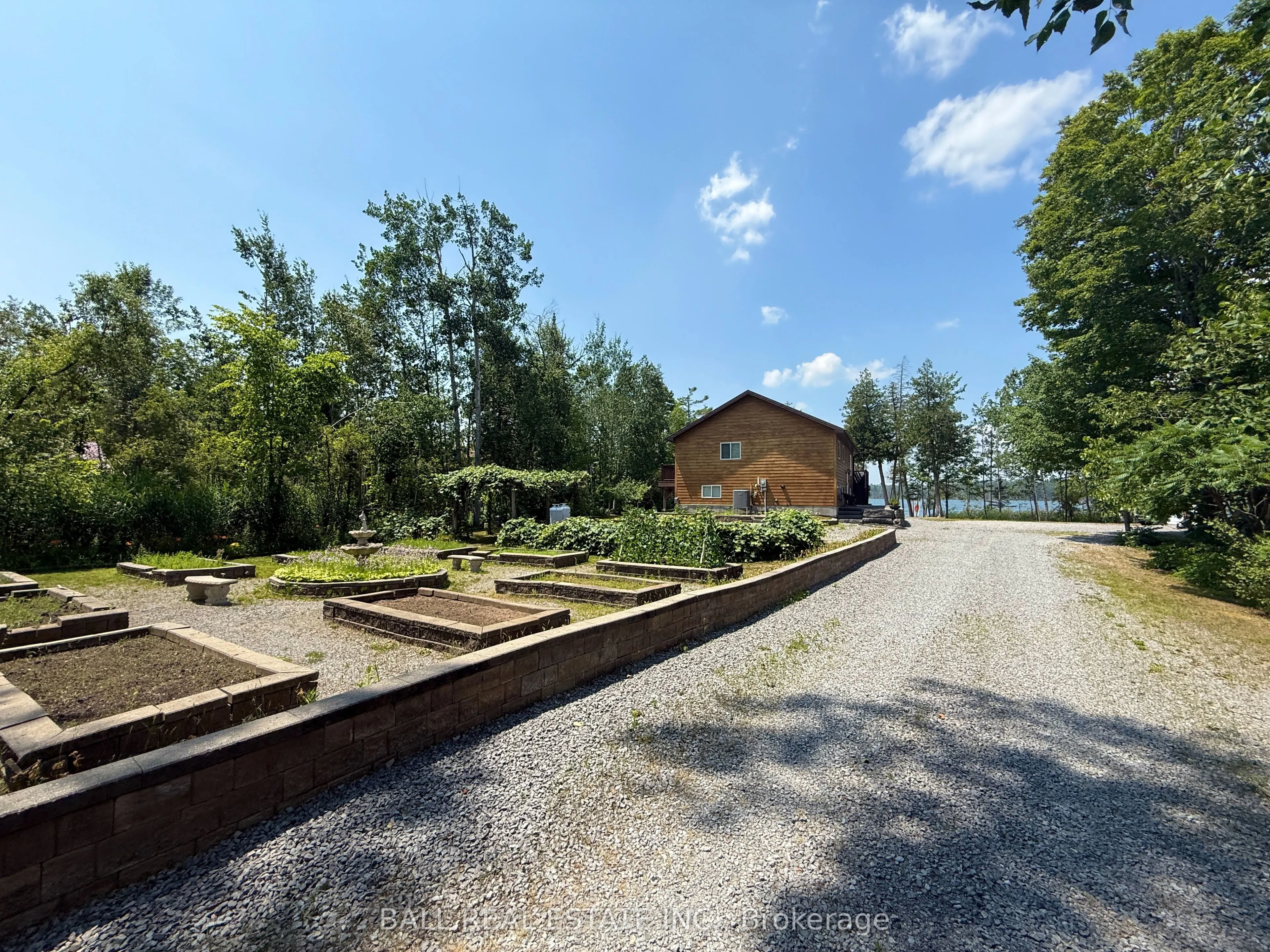154 JULIAN LAKE Road