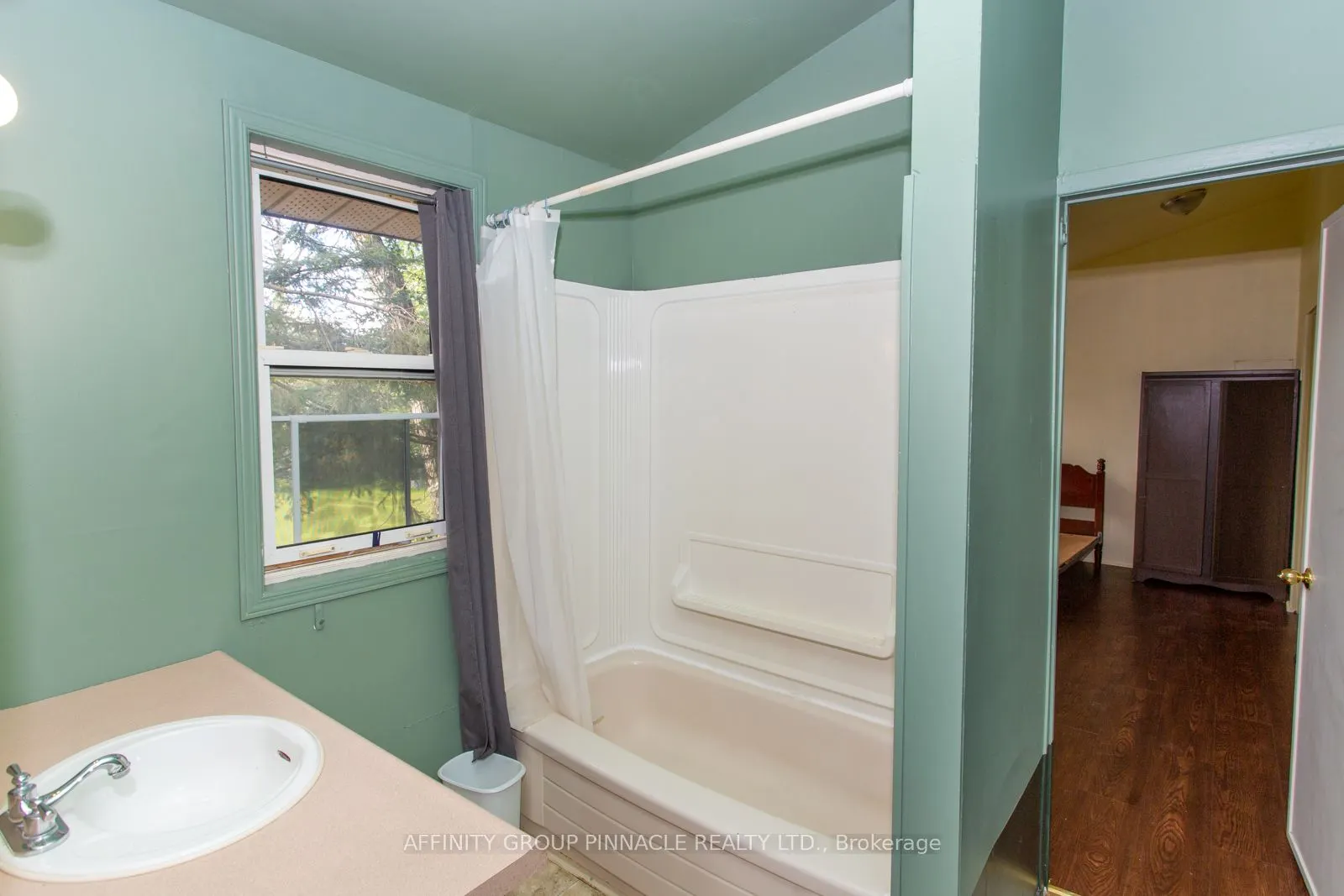 103 Durham Street W