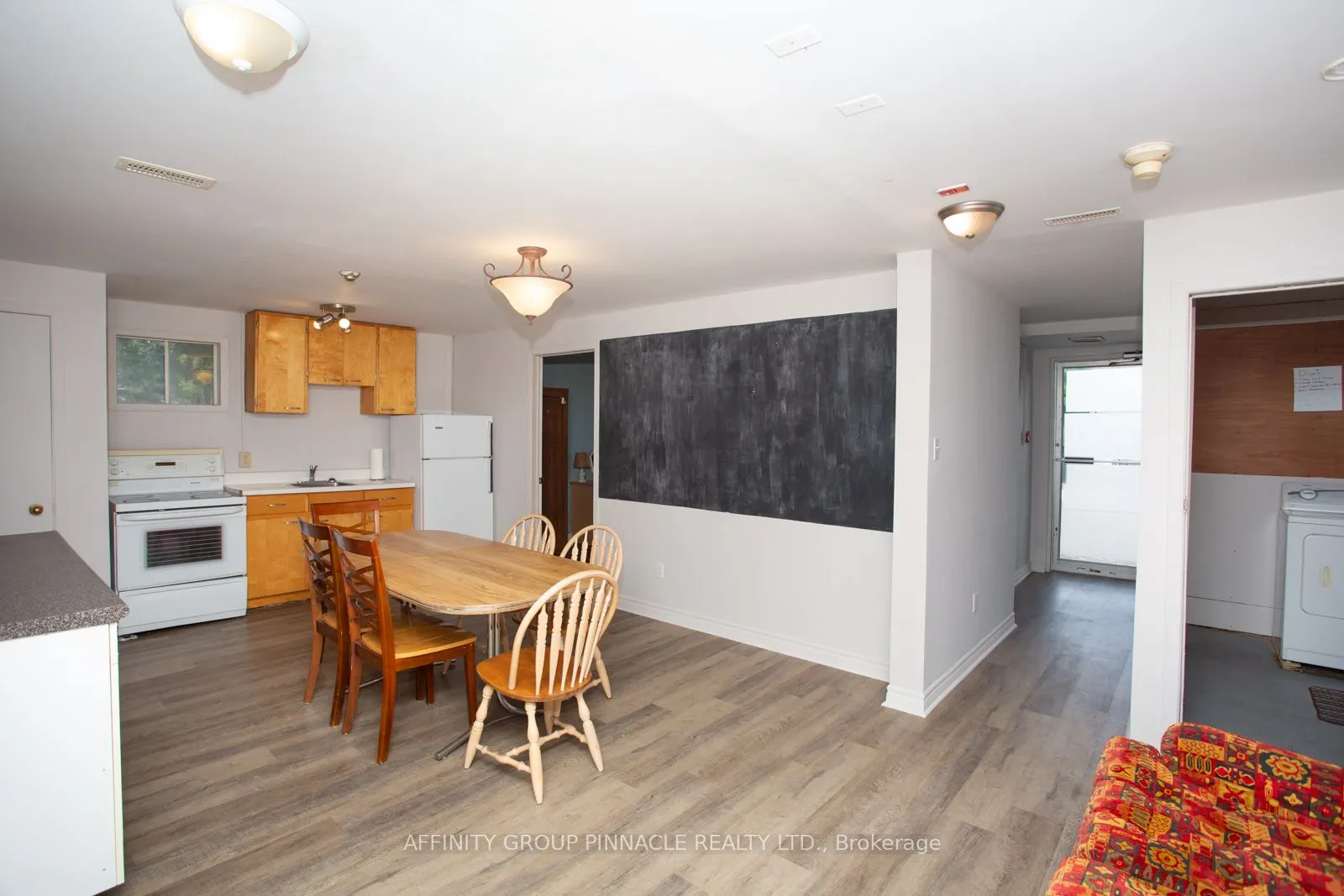 103 Durham Street W