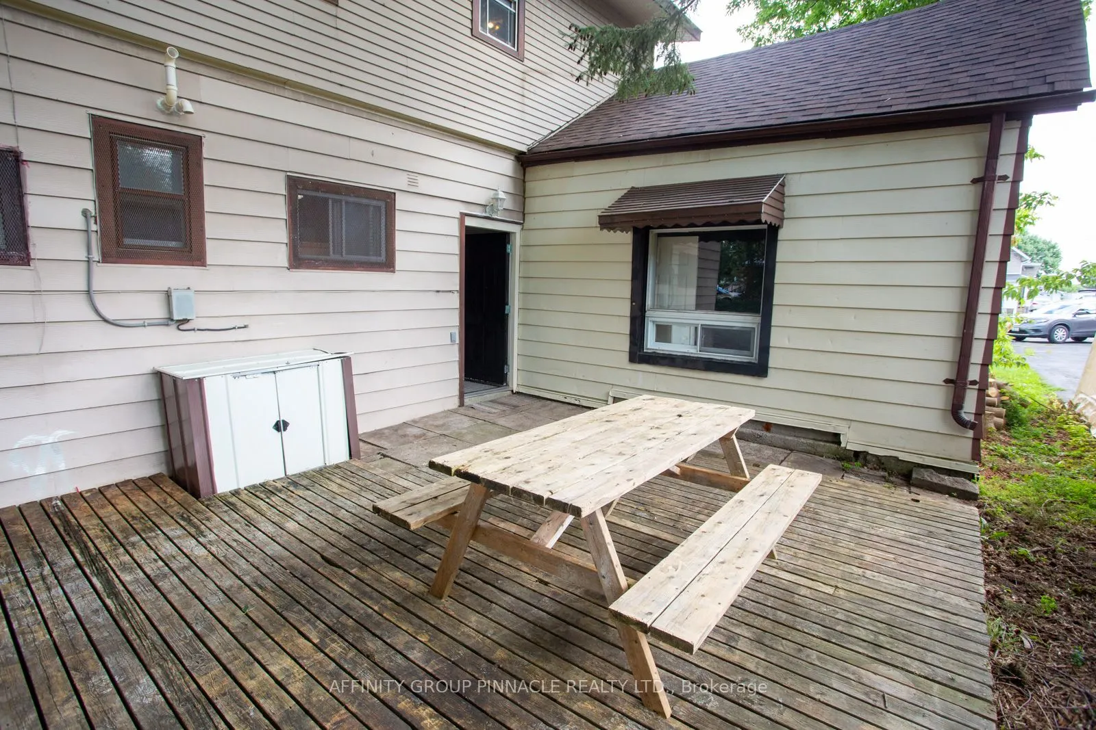 103 Durham Street W
