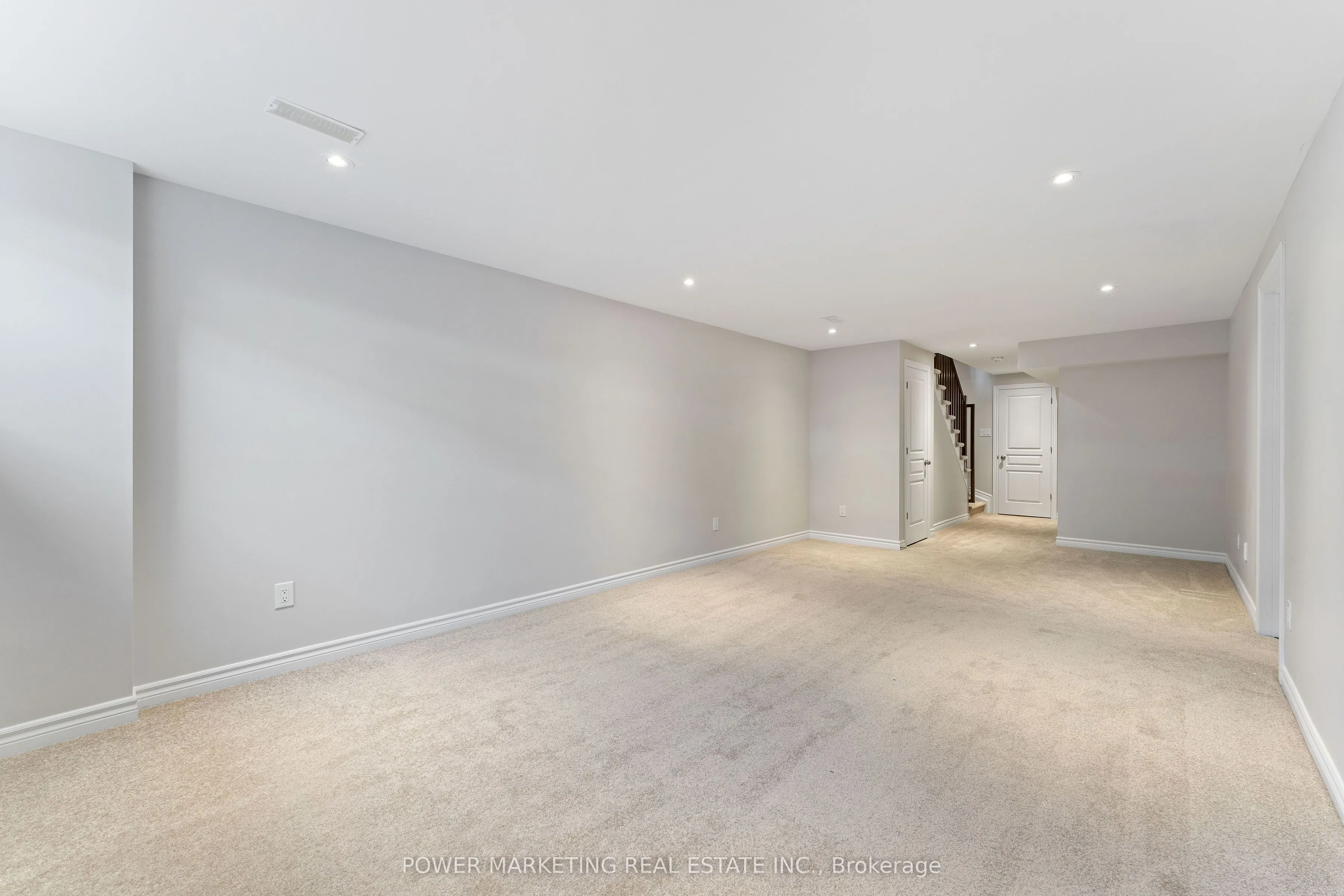 544 Triangle Street