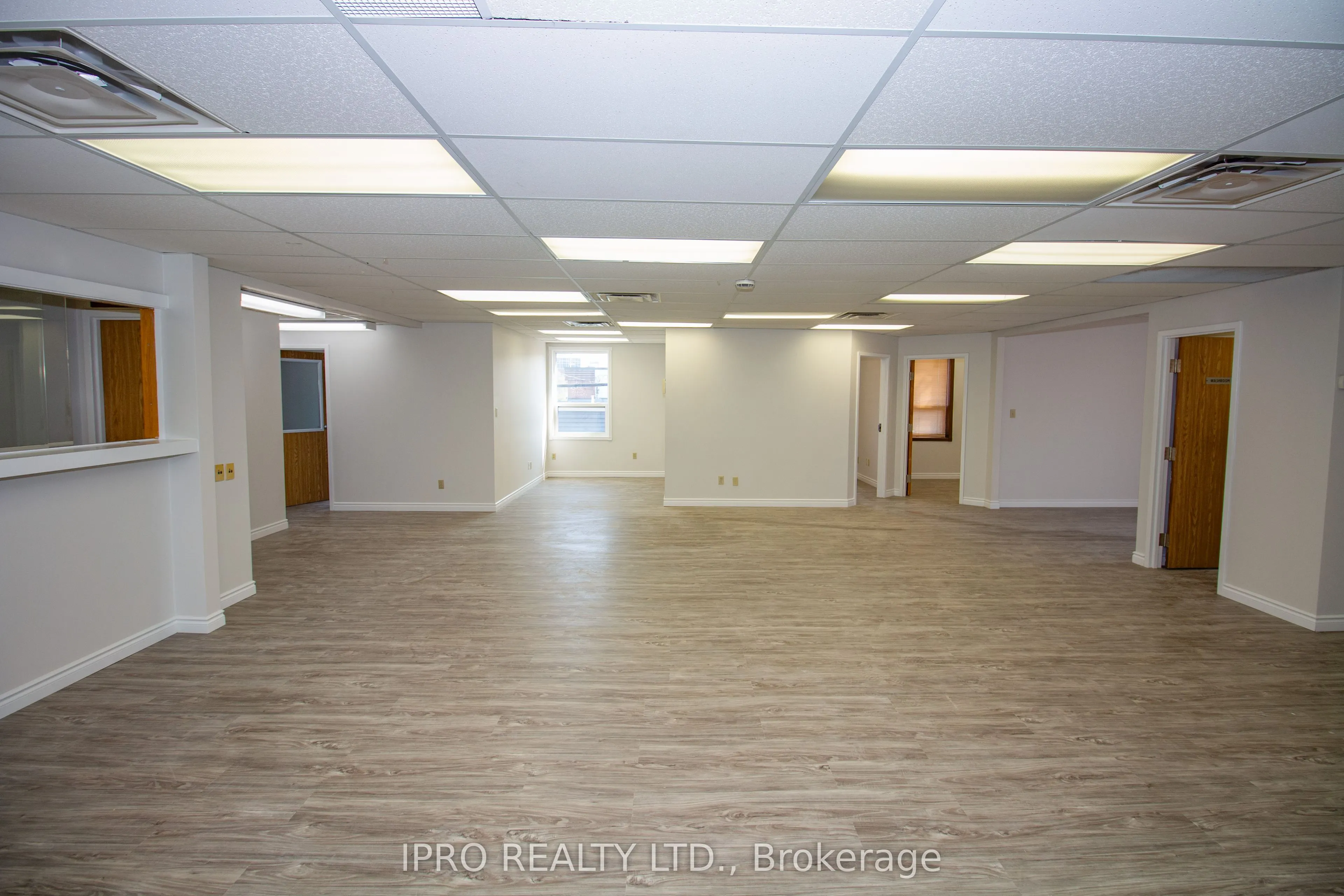 662 Concession Street, #200