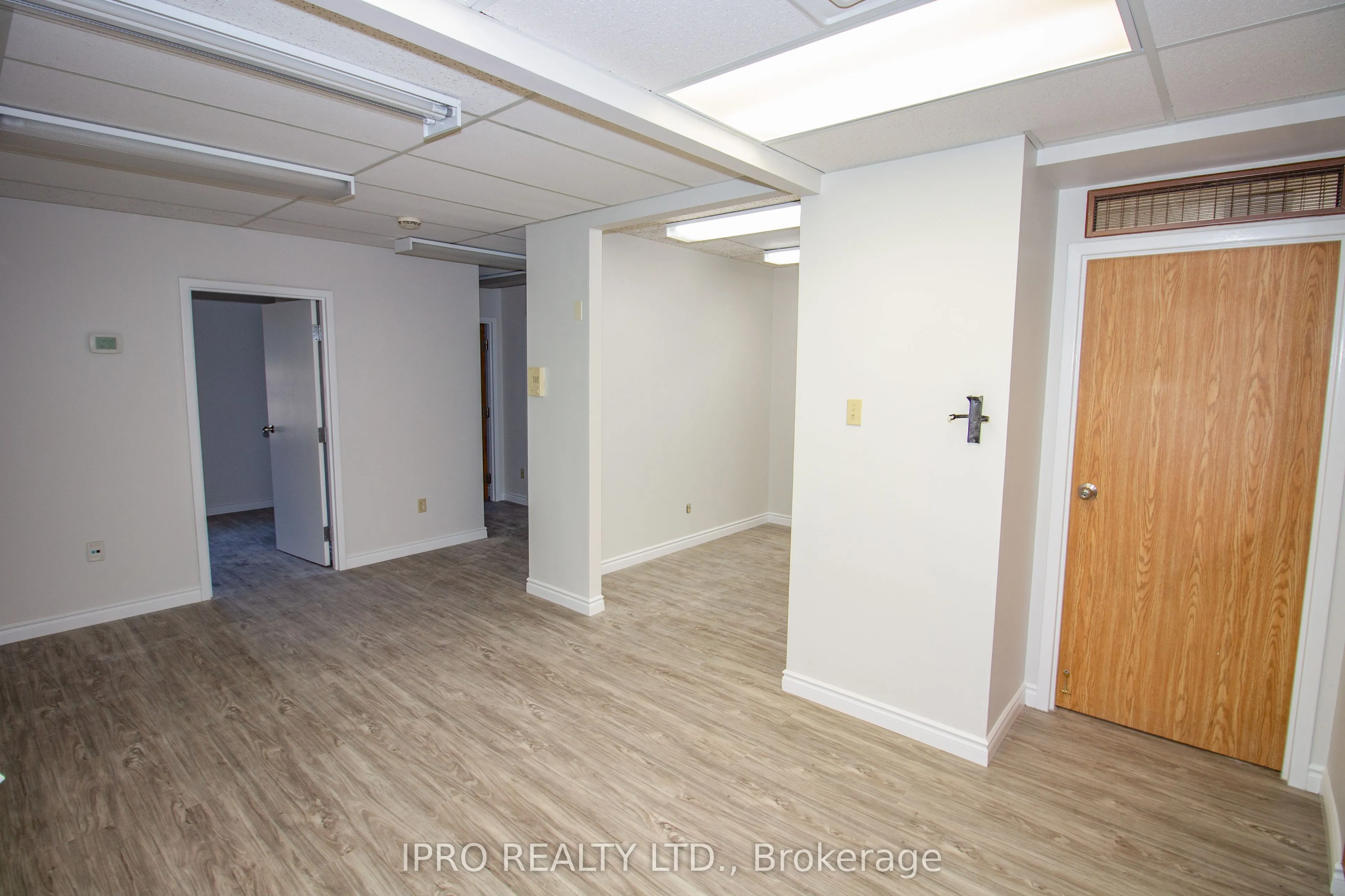 662 Concession Street, #200