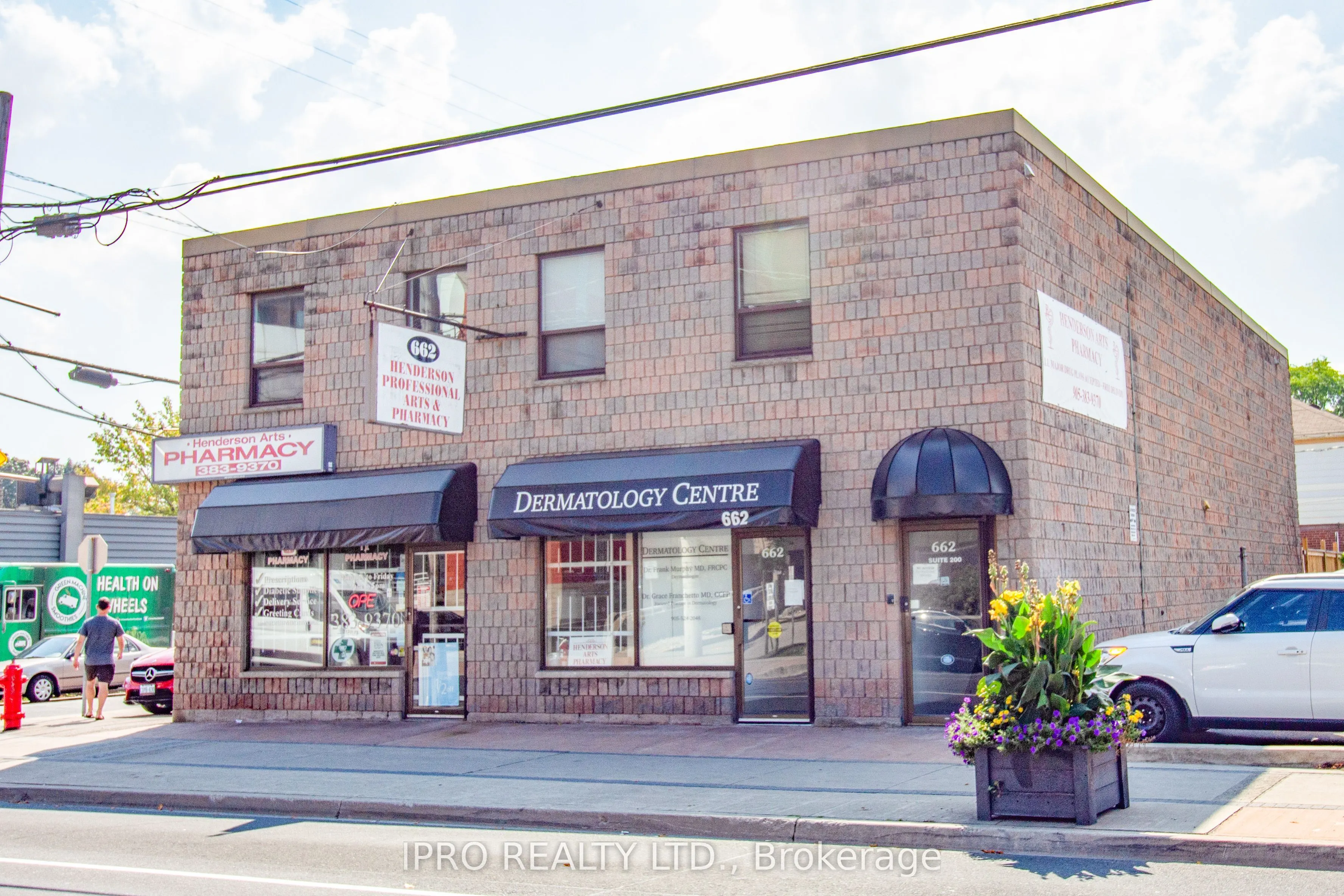 662 Concession Street, #200