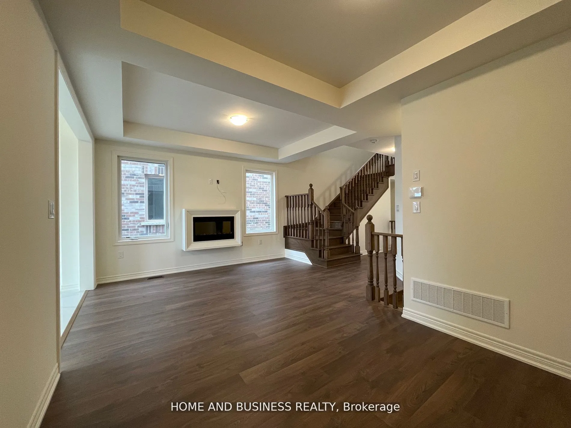 50 Holcomb Terrace