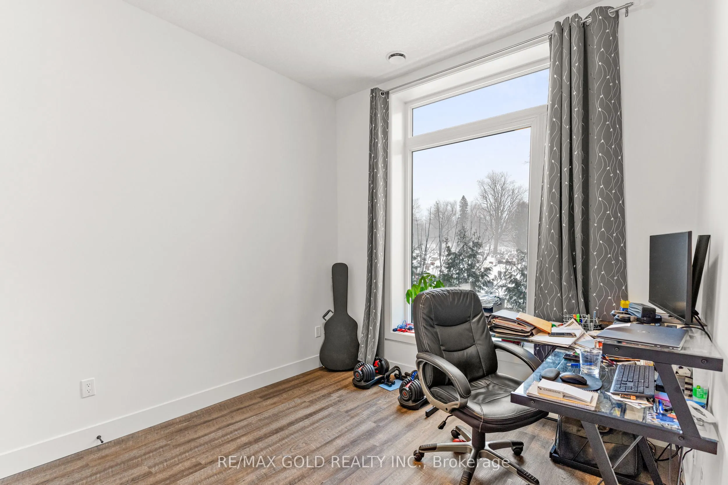 107 Roger Street, #104